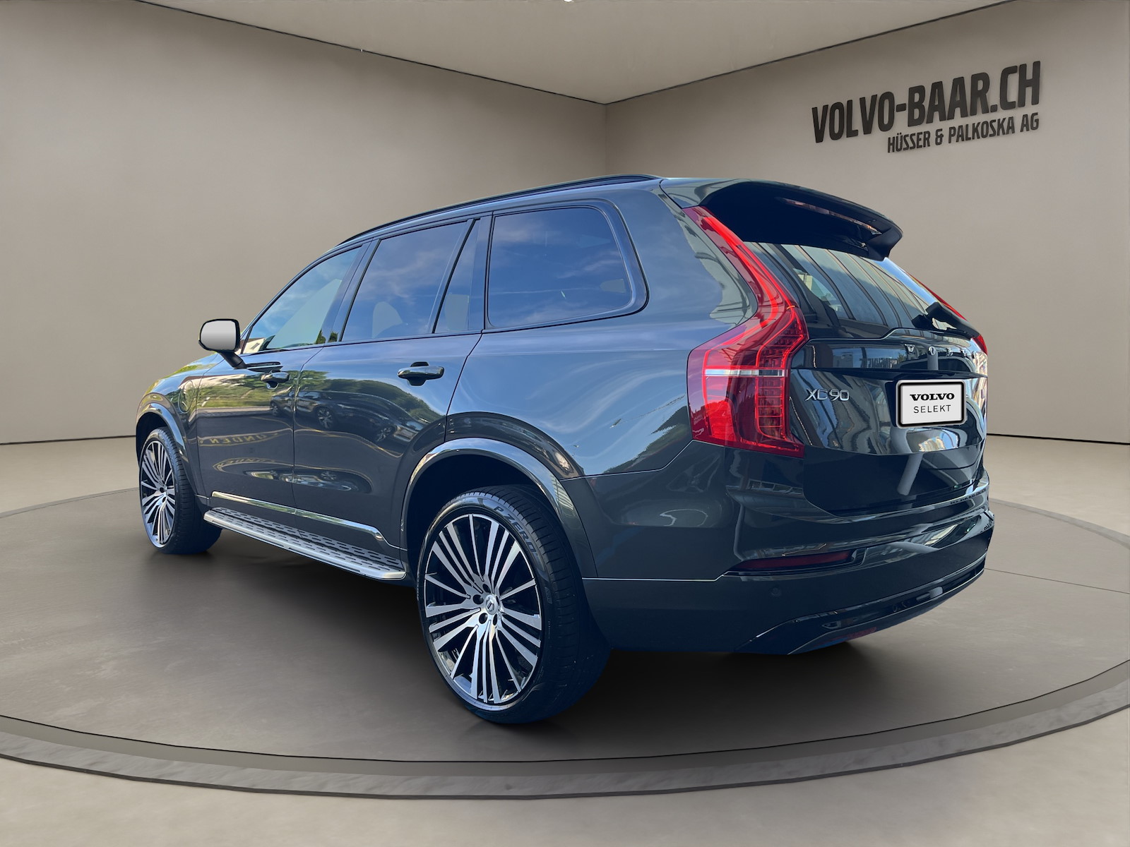 VOLVO XC90 2.0 T8 TE R-Design 7P. eAWD-showroom-element-2