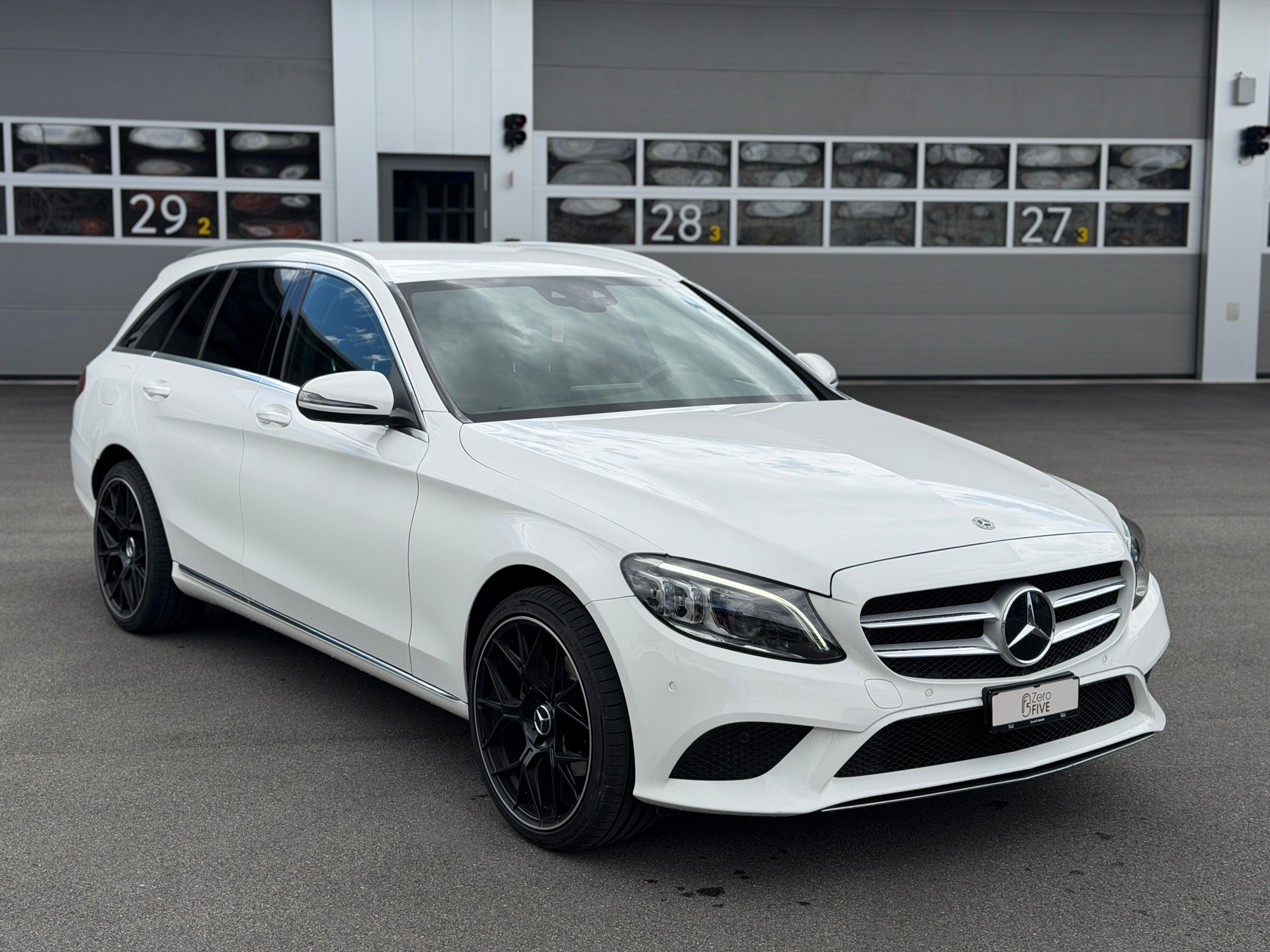 MERCEDES-BENZ C 200 Swiss Star Avantgarde 4M 9G-Tronic
