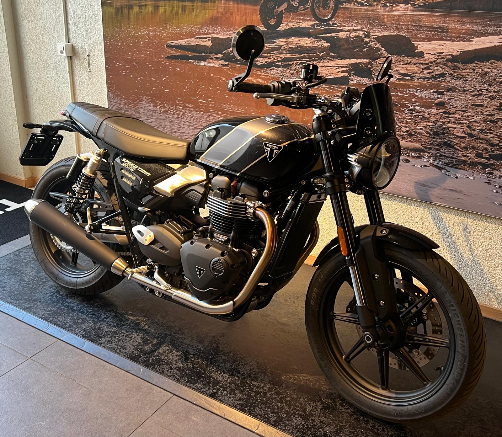 TRIUMPH Speed Twin 900-image-1