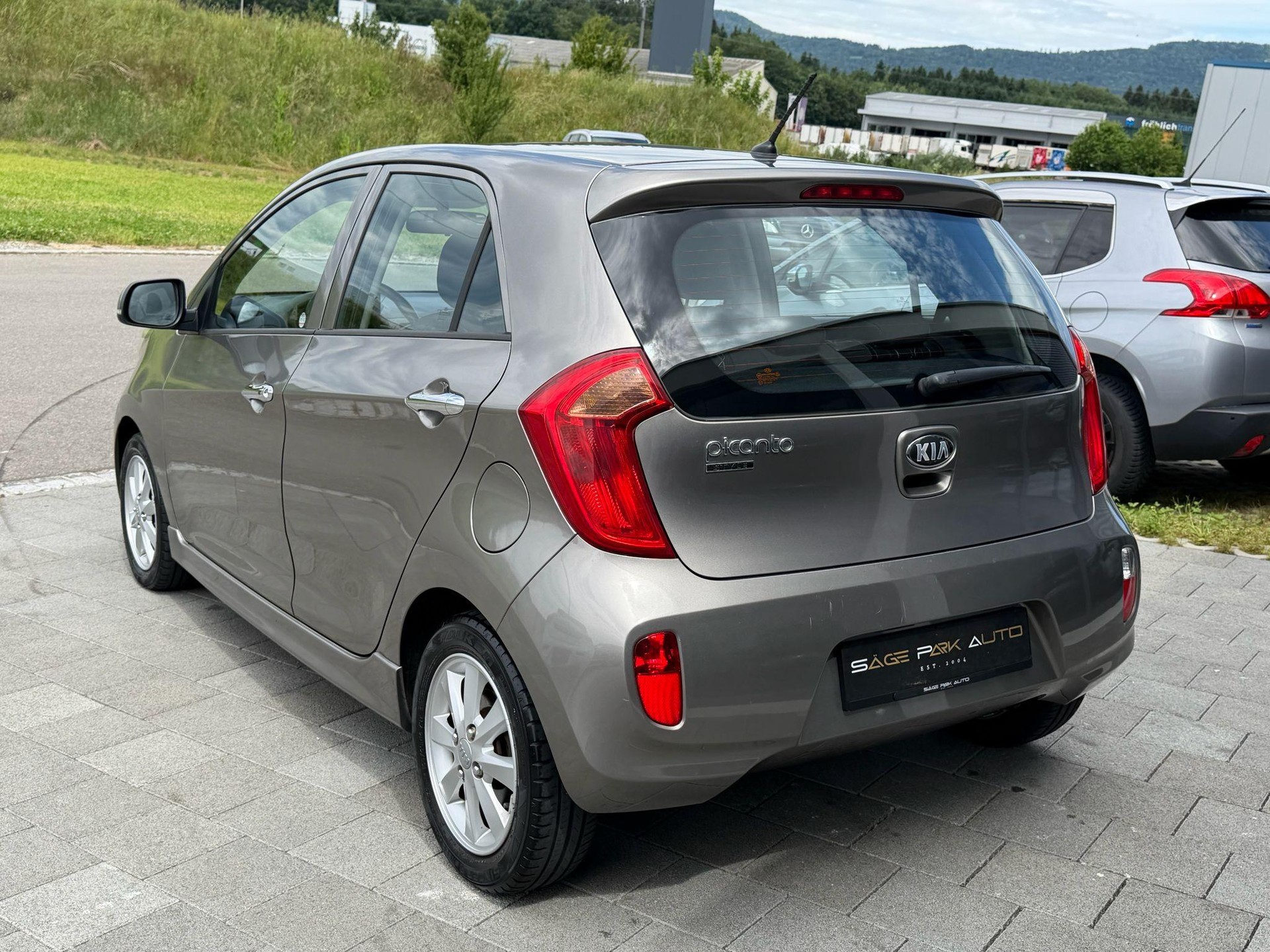 KIA Picanto 1.2 16V Style-image-4