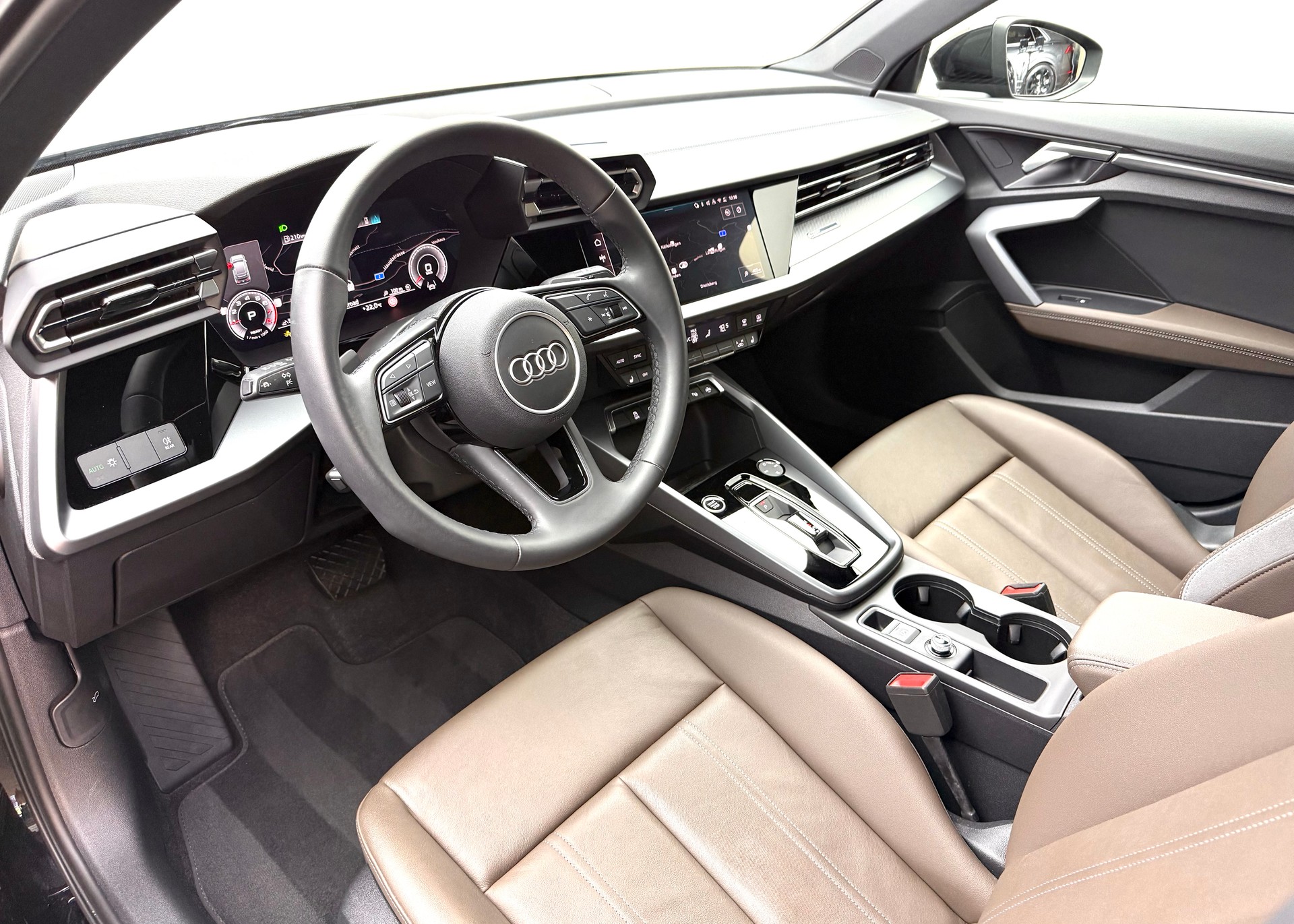 AUDI A3 Sportback 35 TFSI advanced S-tronic KOMPLETT LEDER-image-6