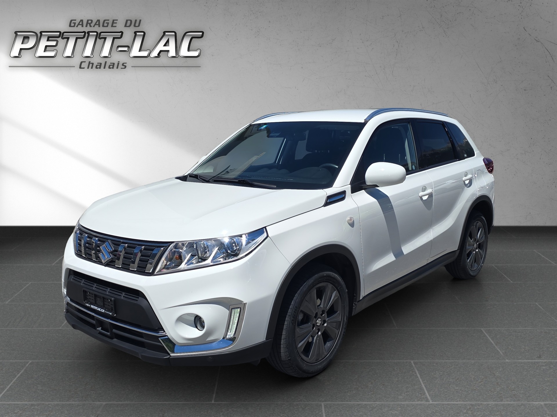 SUZUKI Vitara 1.4 Boosterjet Compact + Automatic-image-7