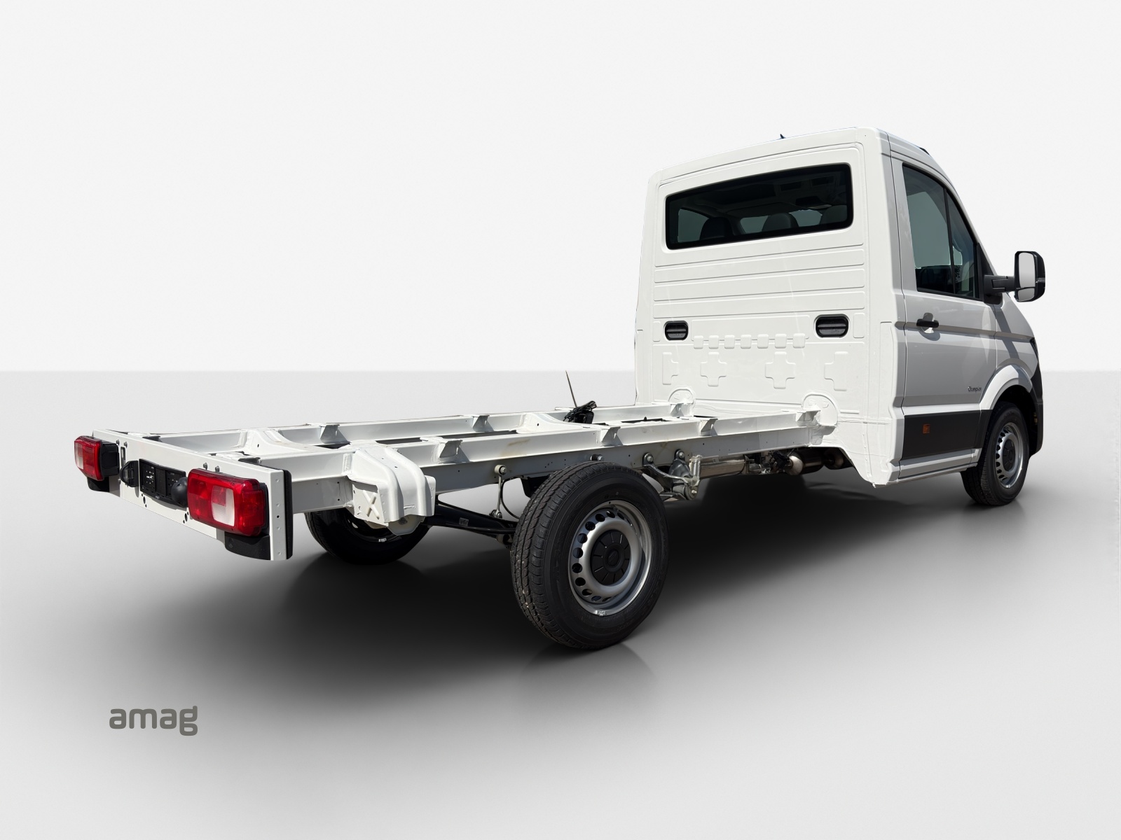 VW Crafter 35 Chassis-Kabine Champion 140PS 6G RS 3640 mm-image-4