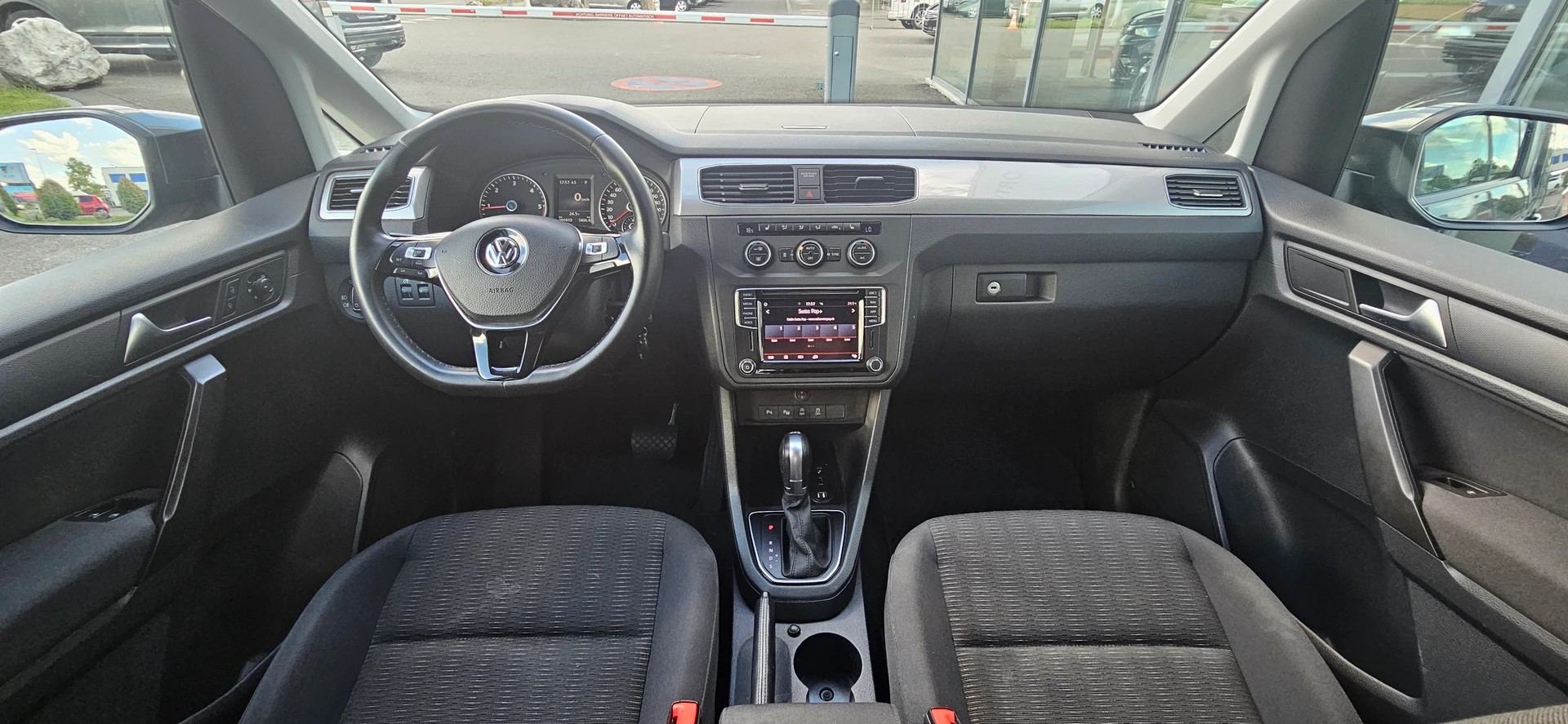 VW Caddy 2.0 TDI Liberty 4M 4Motion DSG-image-9