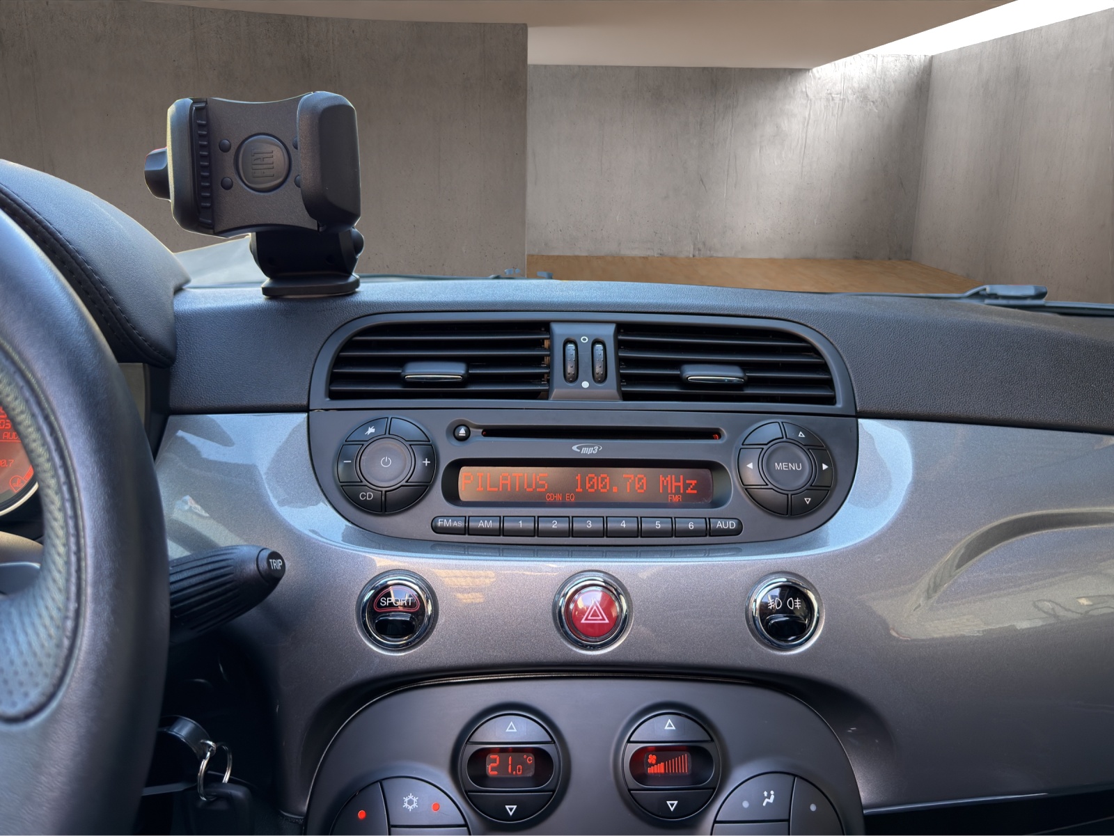 FIAT 500C 1.4 16V Turbo Abarth Dualogic-image-12
