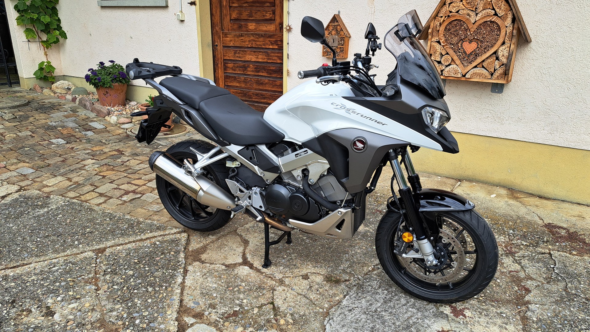 HONDA VFR 800 XA Crossrunner-image-0