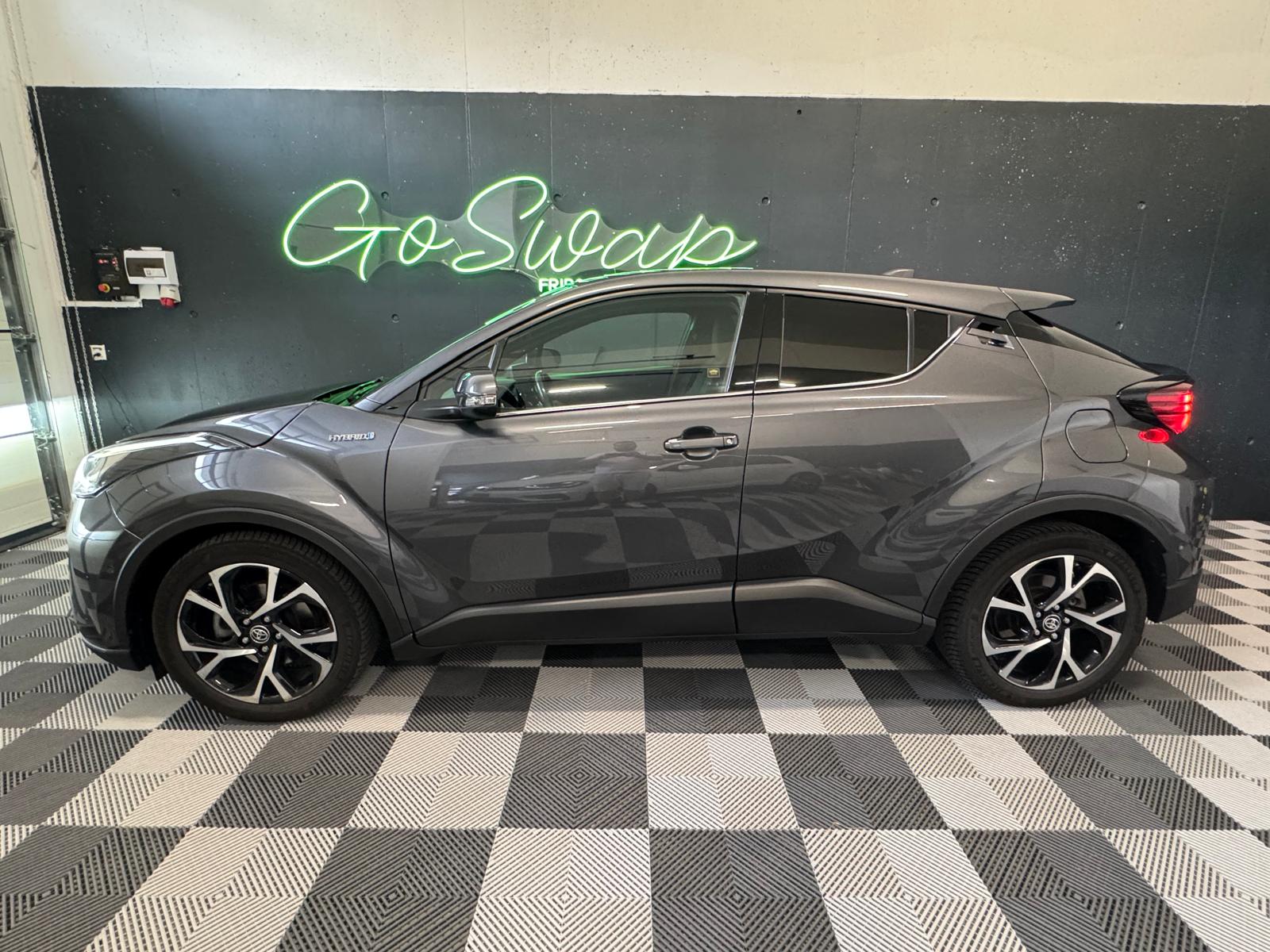 TOYOTA C-HR 1.8 HSD CVT Trend *Pack Trend Plus-showroom-element-2