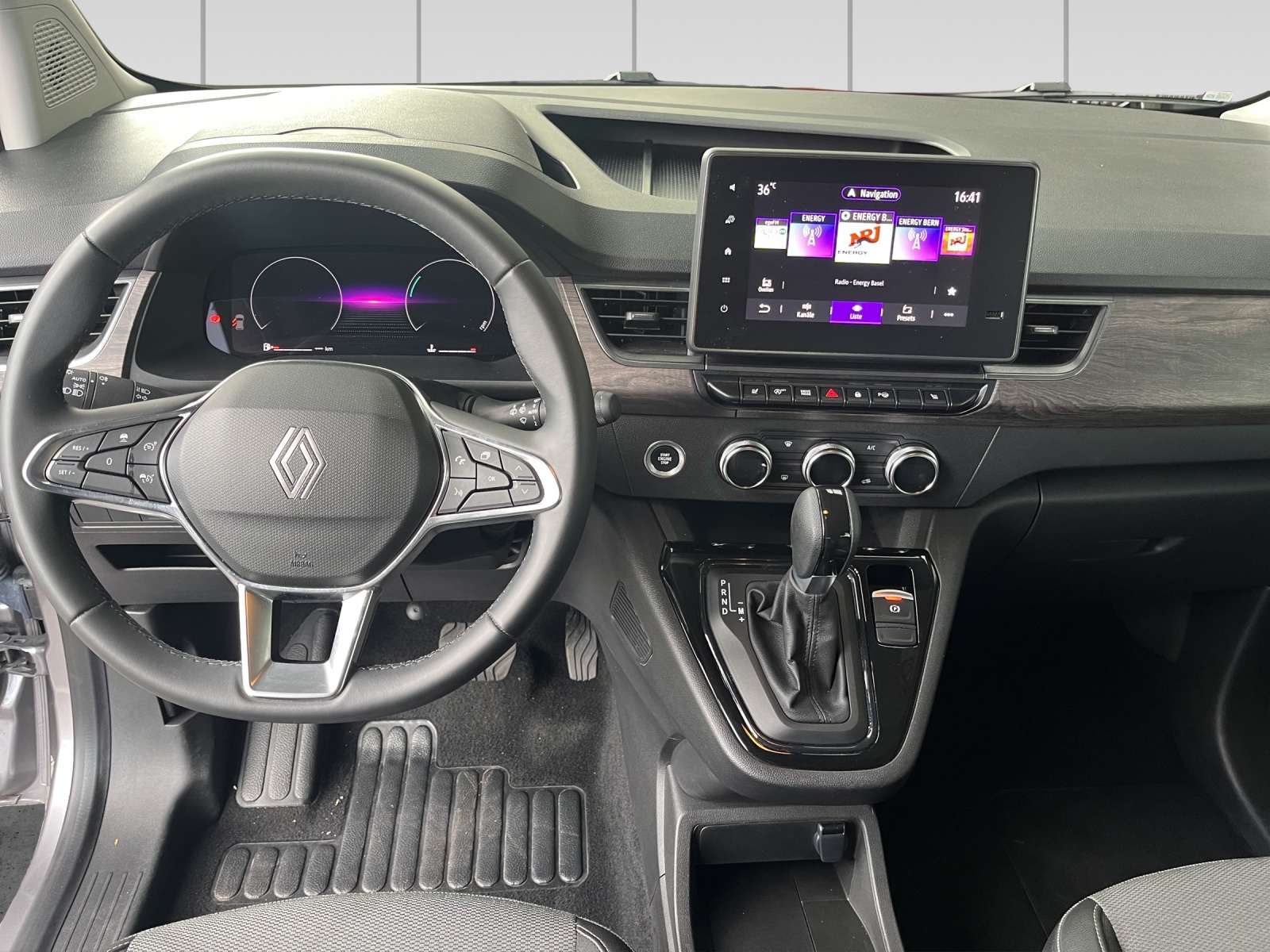 RENAULT Kangoo 1.3 TCe 130 PF Techno EDC-image-8