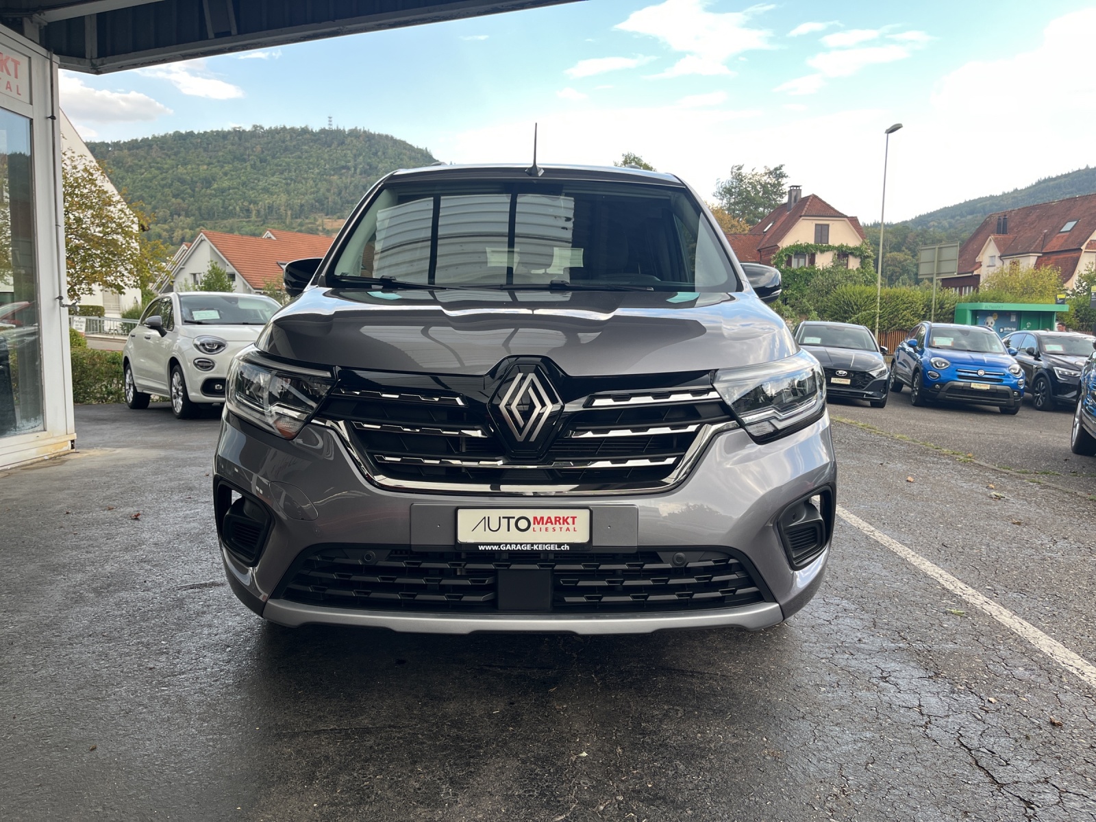 RENAULT Kangoo 1.3 TCe 130 PF Techno EDC-image-5