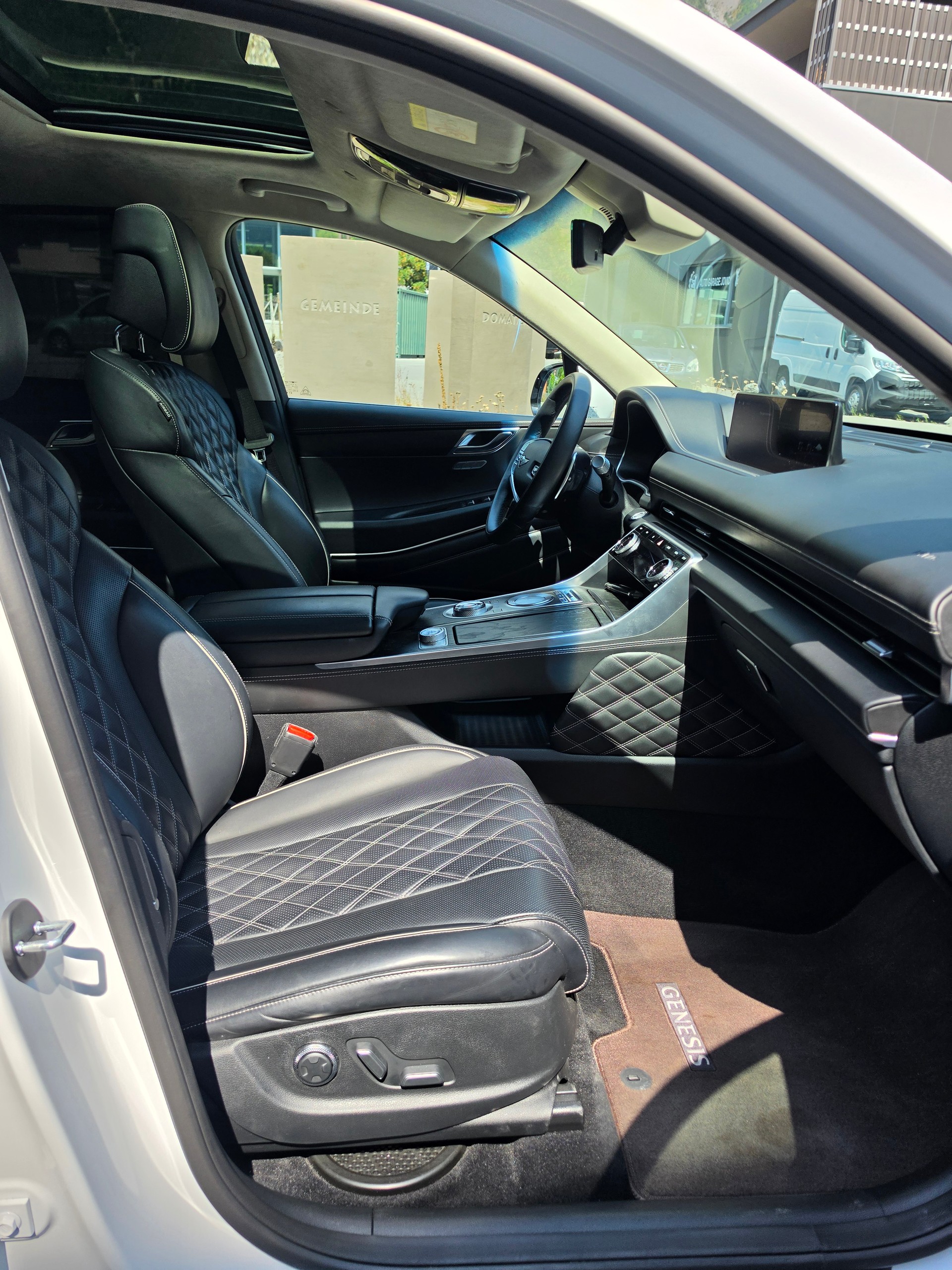GENESIS GV80 3.0 CRDI Luxus AT8 AWD-image-11