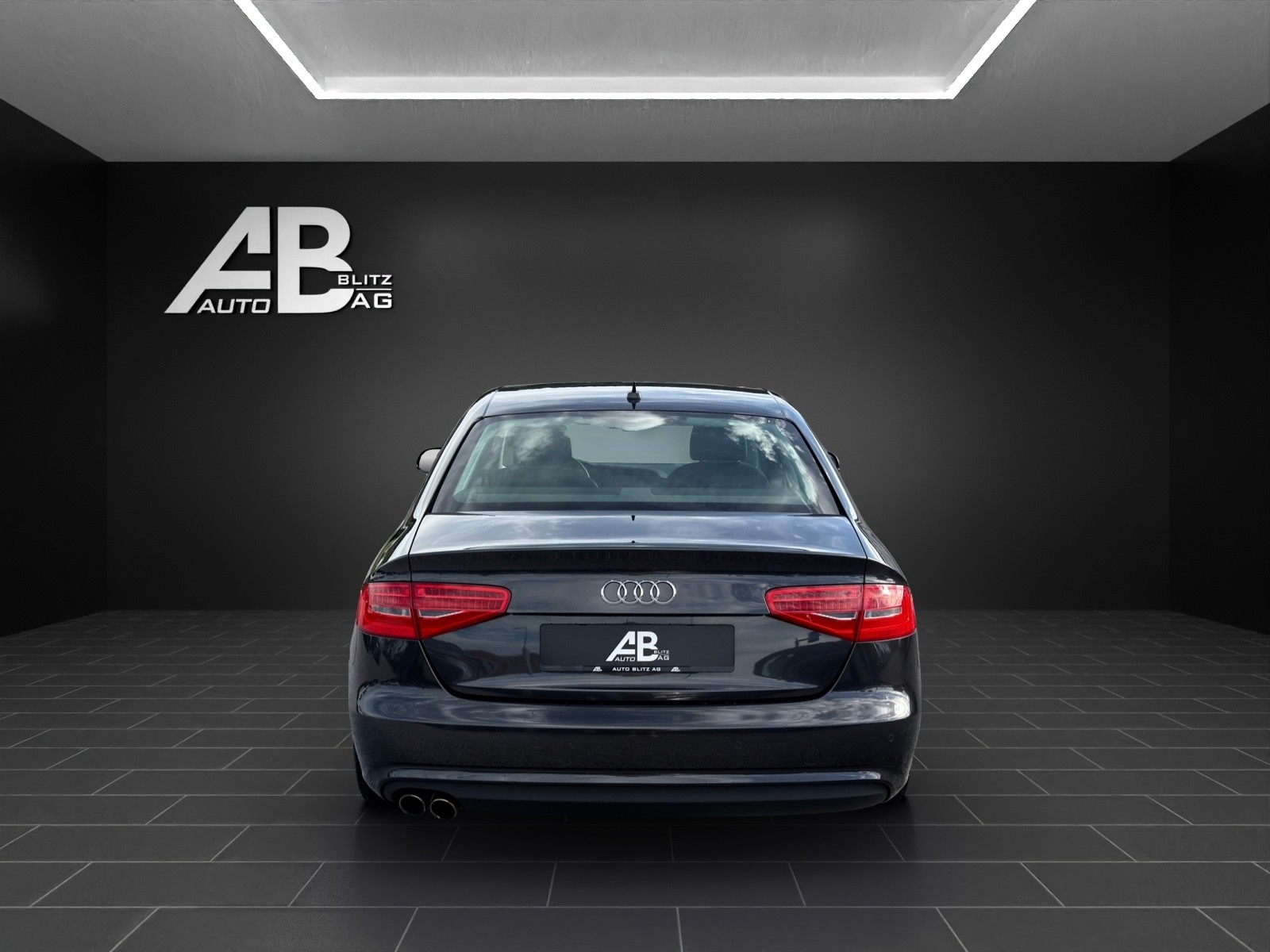 AUDI A4 Limousine 1.8 TFSI mit 170 PS-showroom-element-3