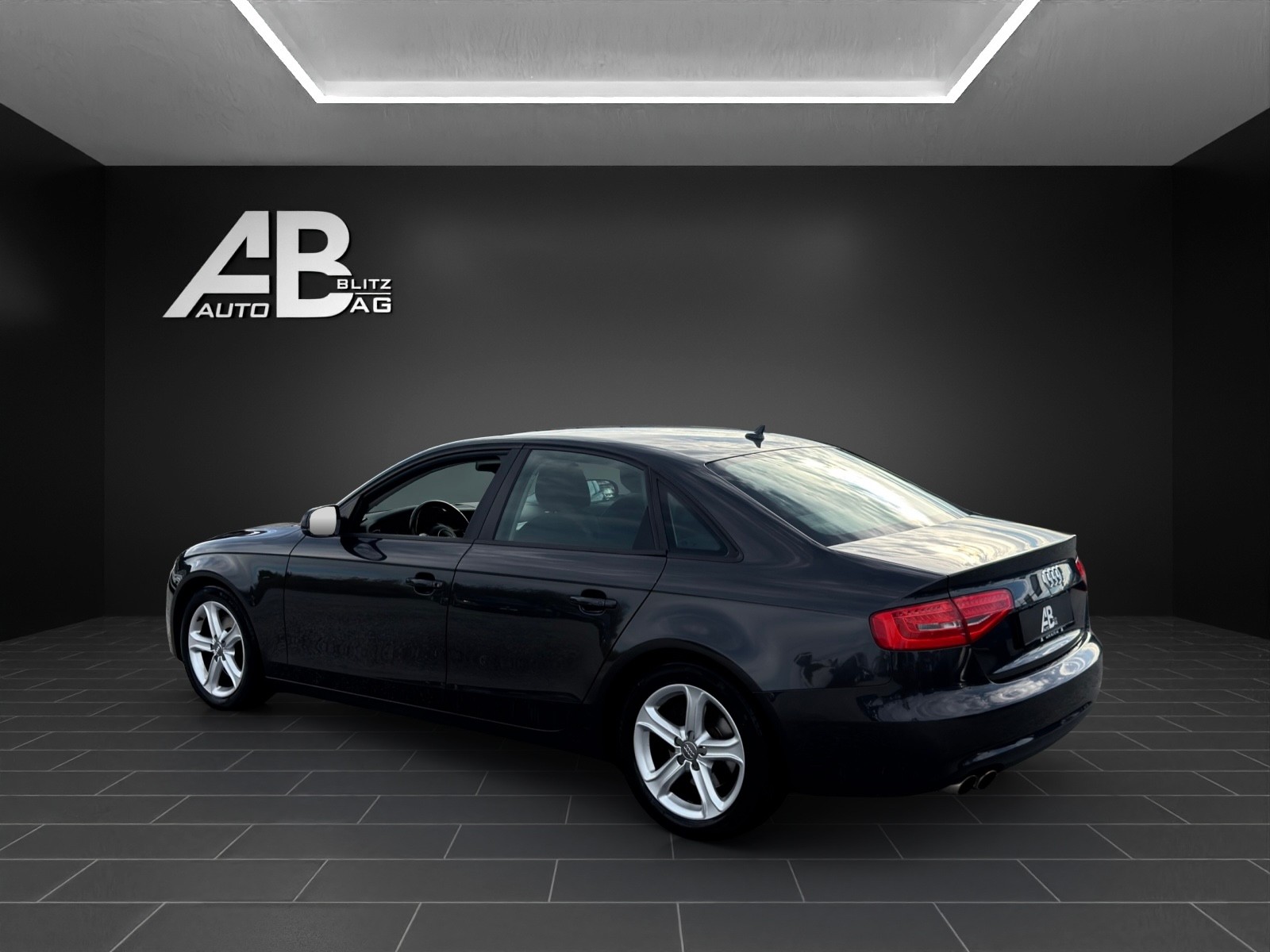 AUDI A4 Limousine 1.8 TFSI mit 170 PS-showroom-element-2