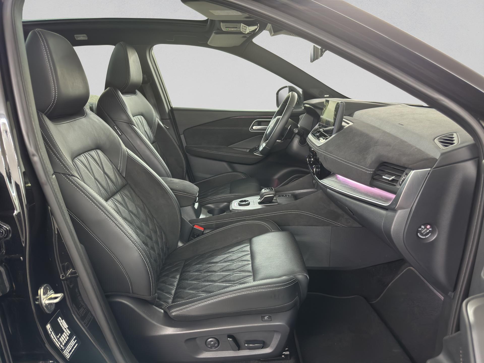 NISSAN Qashqai 1.3 DIG-T MHEV Tekna+ Xtronic 4x4-image-16