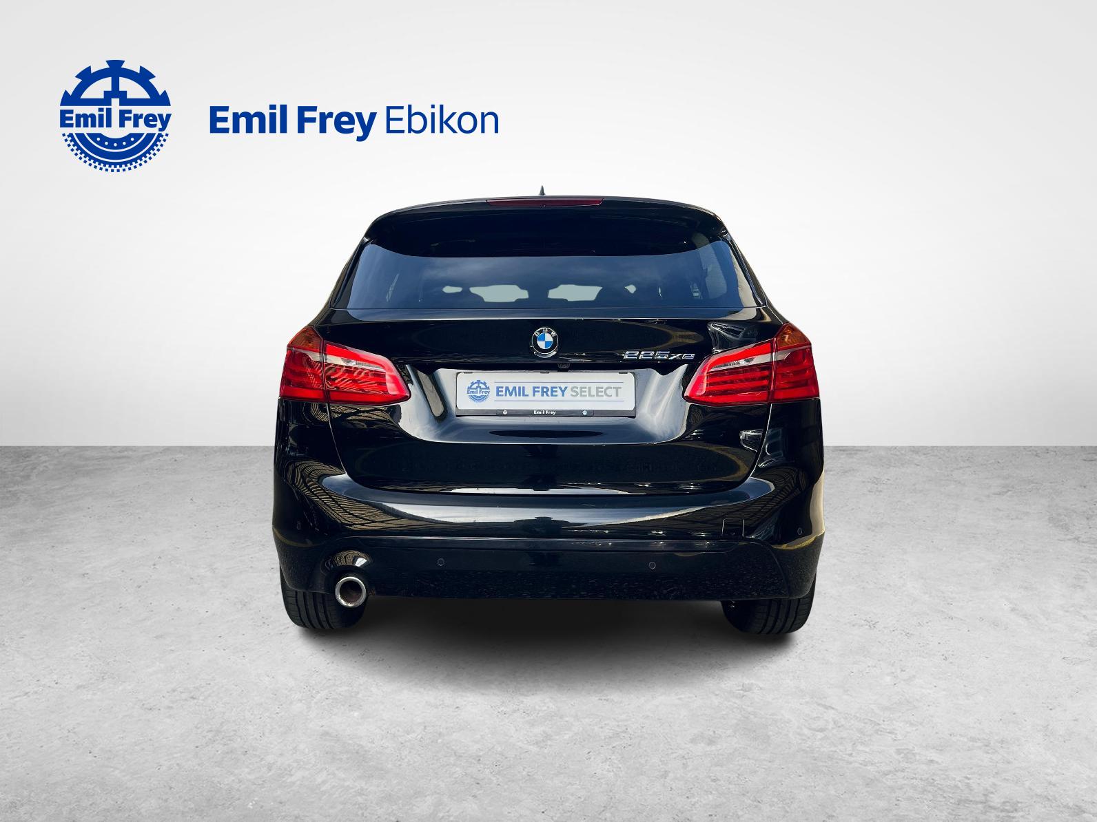 BMW 225xe Active Tourer-showroom-element-3