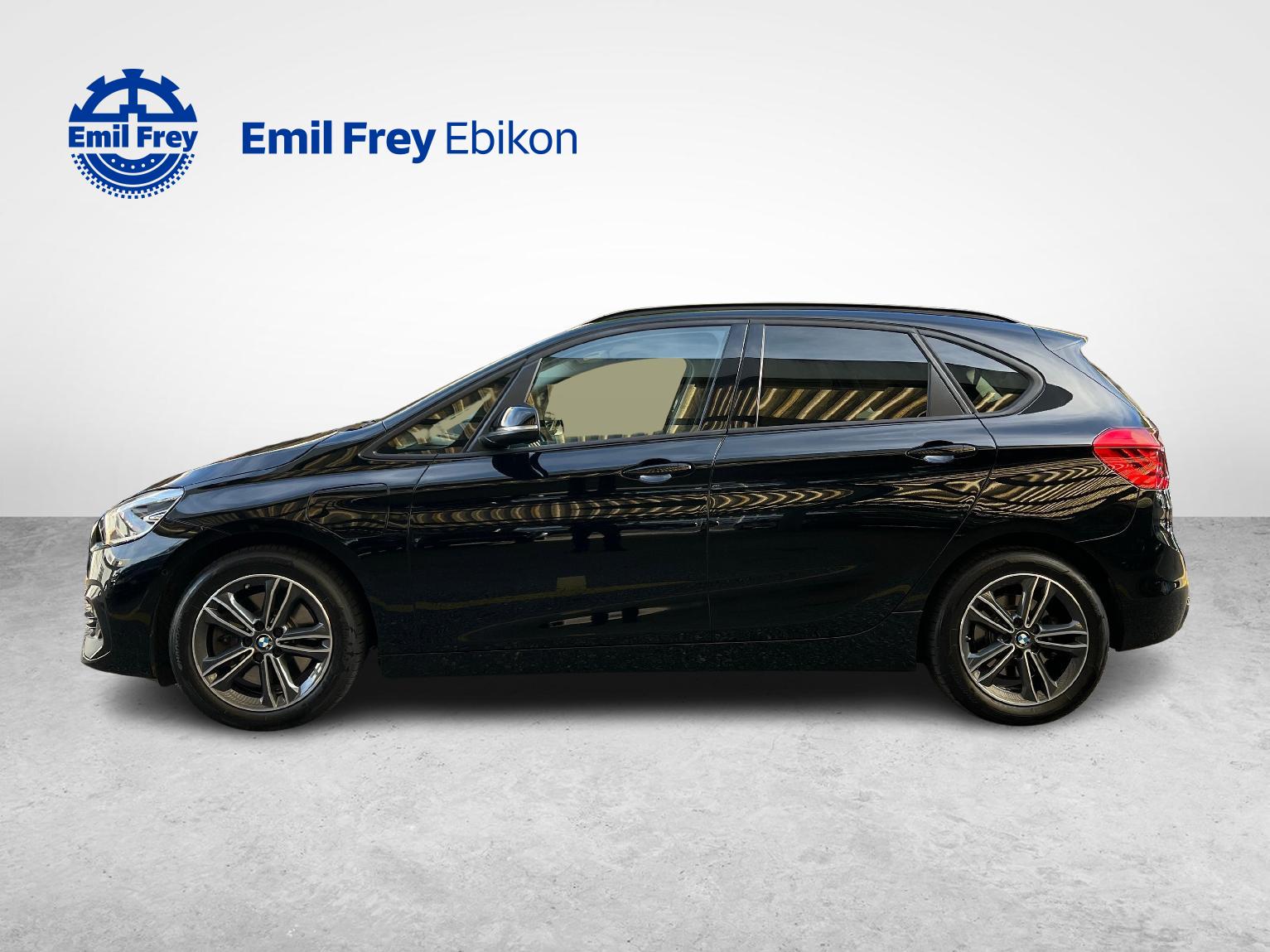 BMW 225xe Active Tourer-showroom-element-1