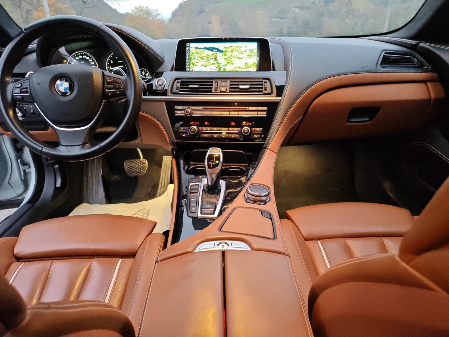 BMW 650i Gran Coupé xDrive – 450 ch V8 – Individual Alcantara, caméra [Expertisé + Garantie 12 mois]-image-14
