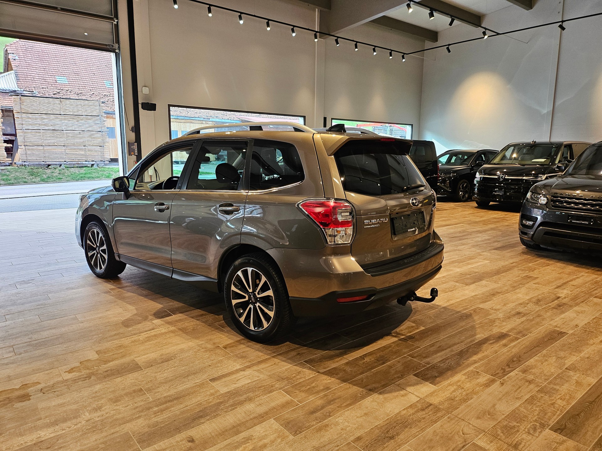 SUBARU Forester 2.0i Executive Lineartronic đ„Standheizungđ„AHK 2000KGđ„-image-12