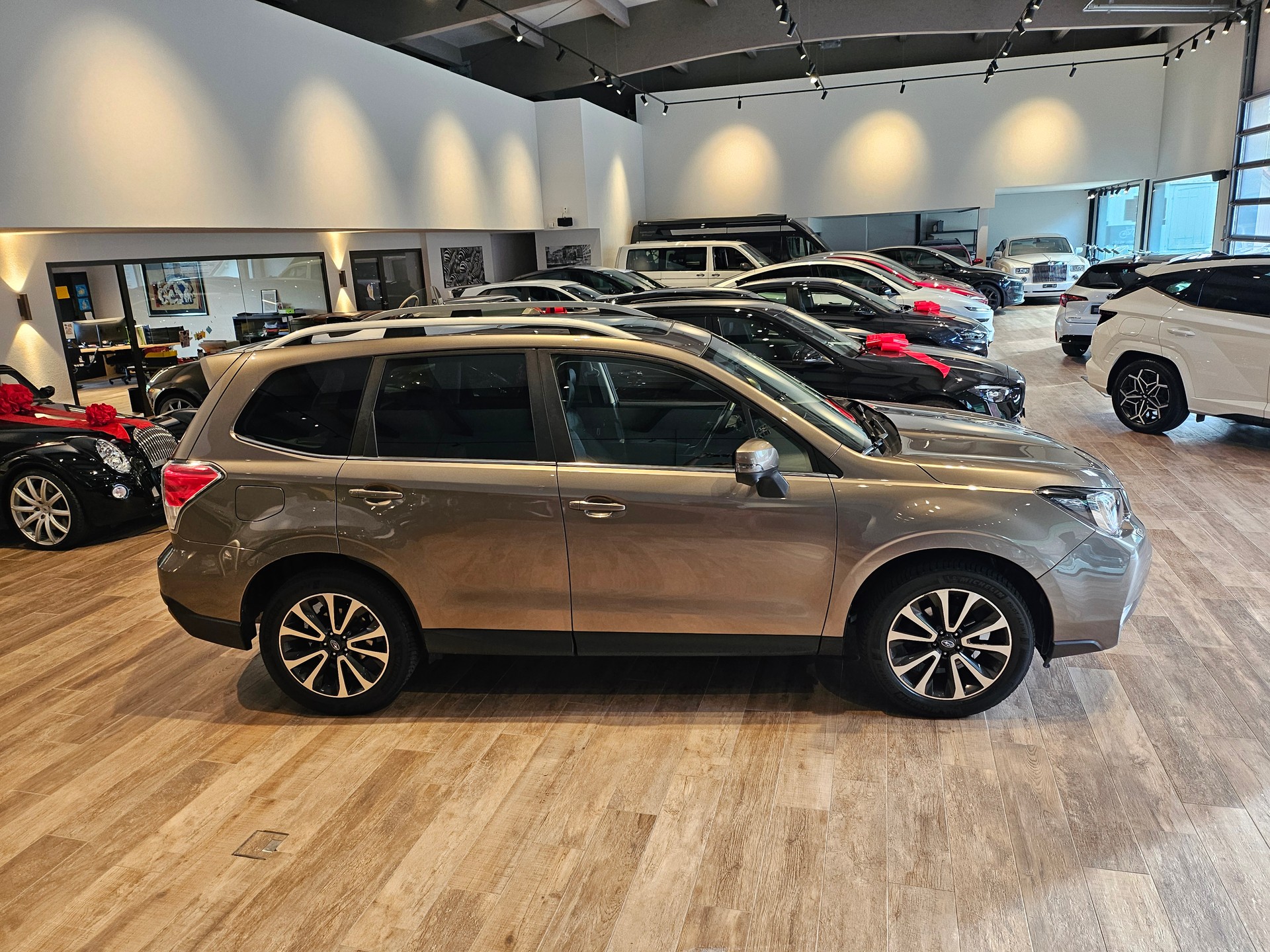 SUBARU Forester 2.0i Executive Lineartronic đ„Standheizungđ„AHK 2000KGđ„-image-7