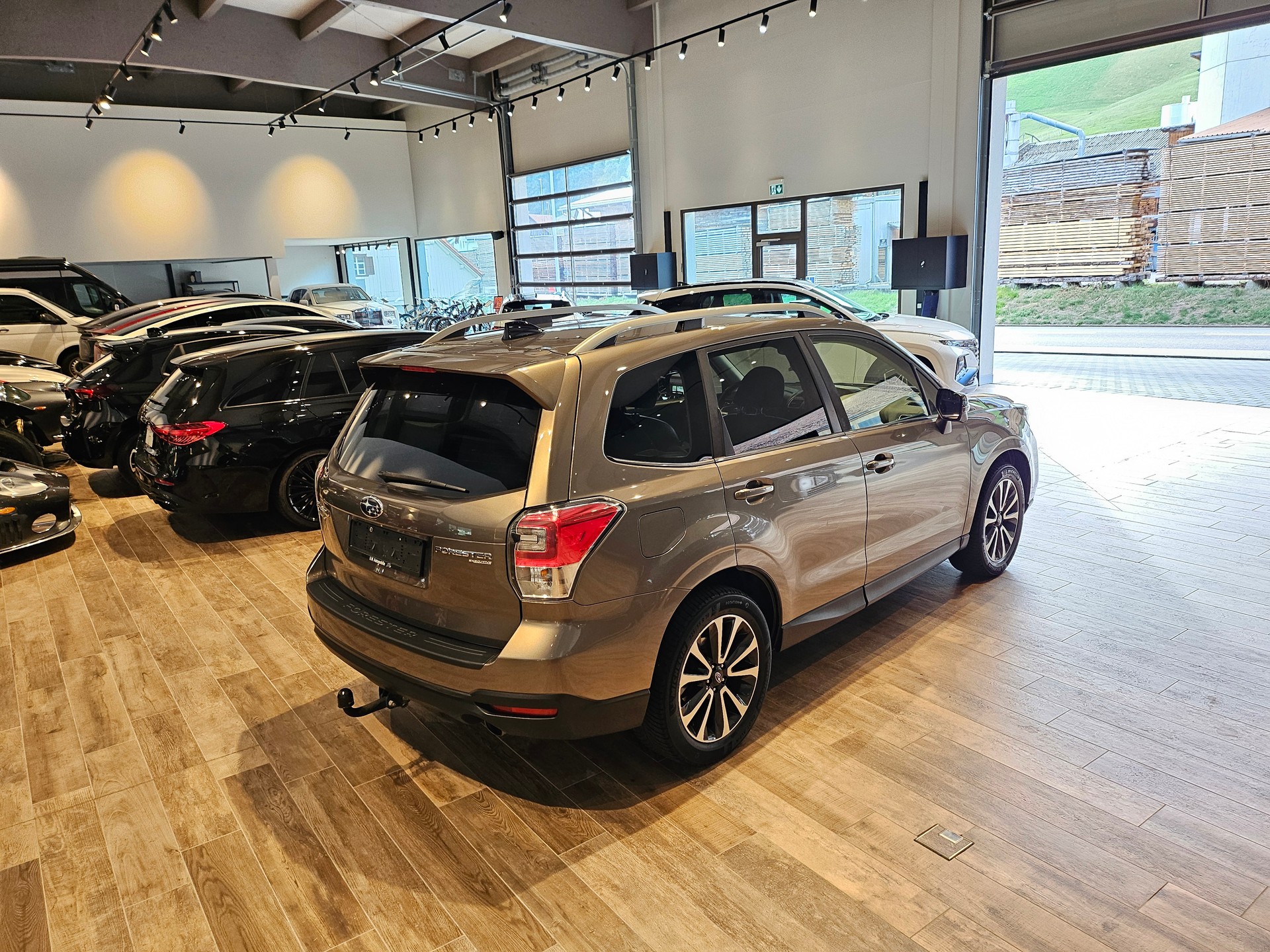 SUBARU Forester 2.0i Executive Lineartronic đ„Standheizungđ„AHK 2000KGđ„-image-9