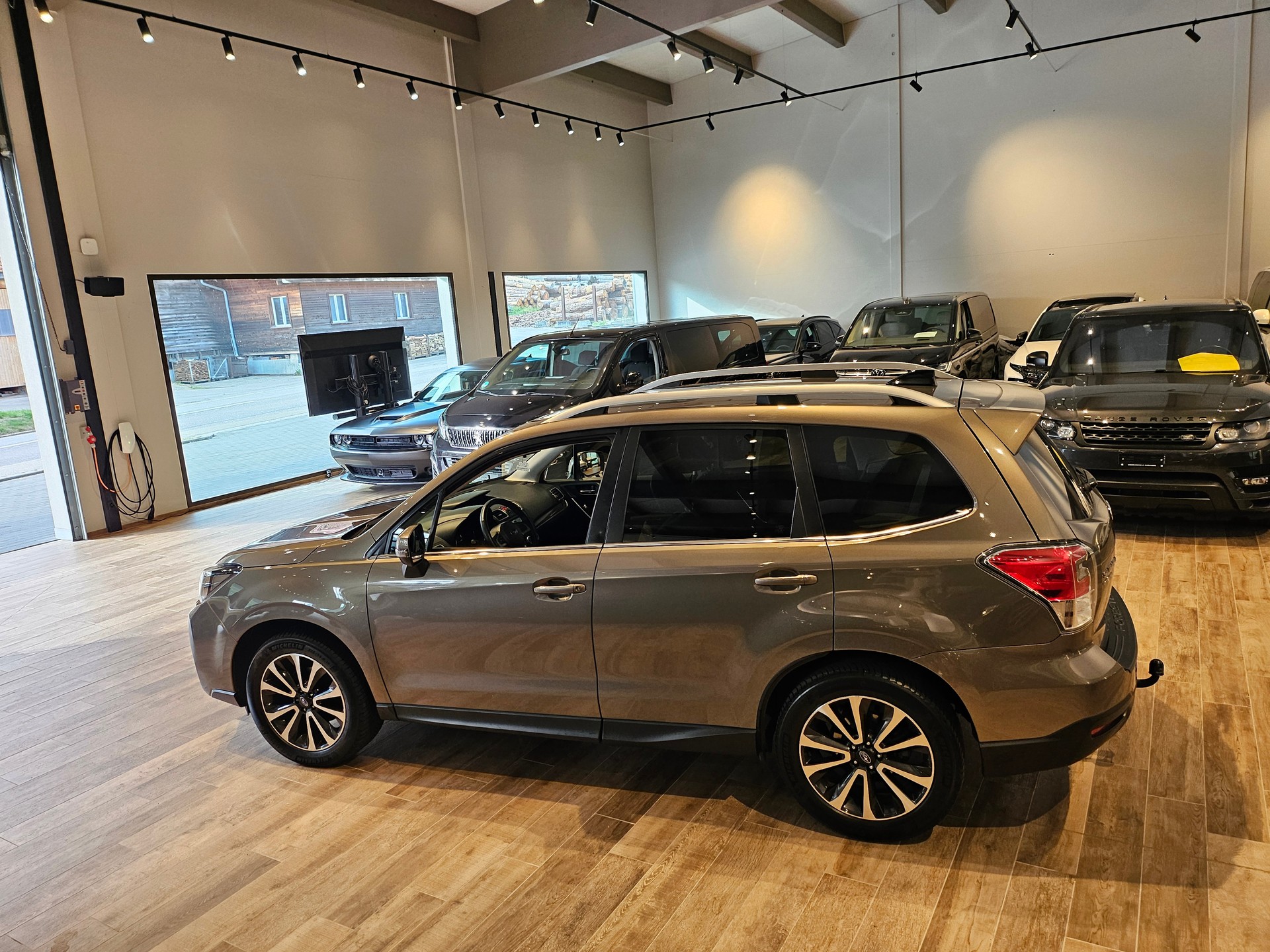 SUBARU Forester 2.0i Executive Lineartronic đ„Standheizungđ„AHK 2000KGđ„-image-15
