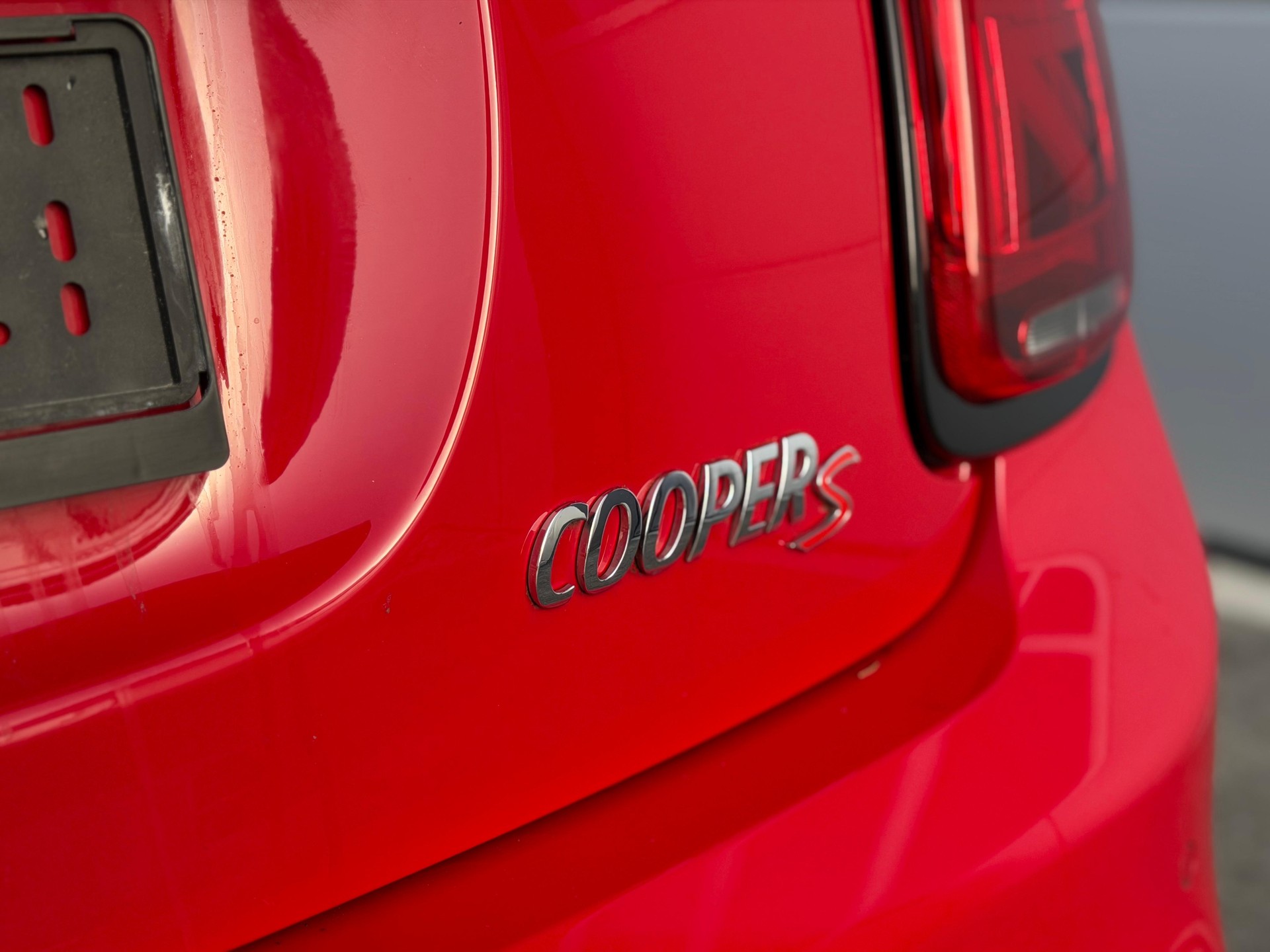 MINI Cooper S 5door Édition limitée ( URBAN SPIRIT 4/15 )-image-14