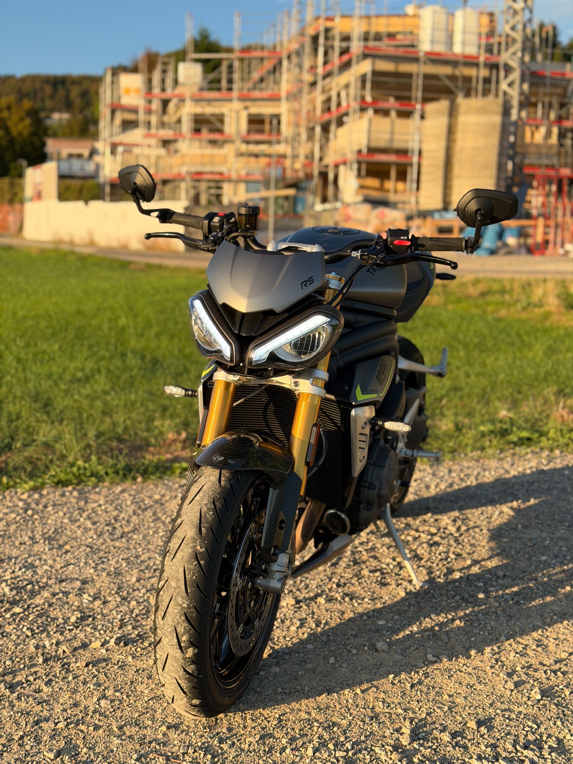 TRIUMPH Speed Triple 1200 RS-image-2
