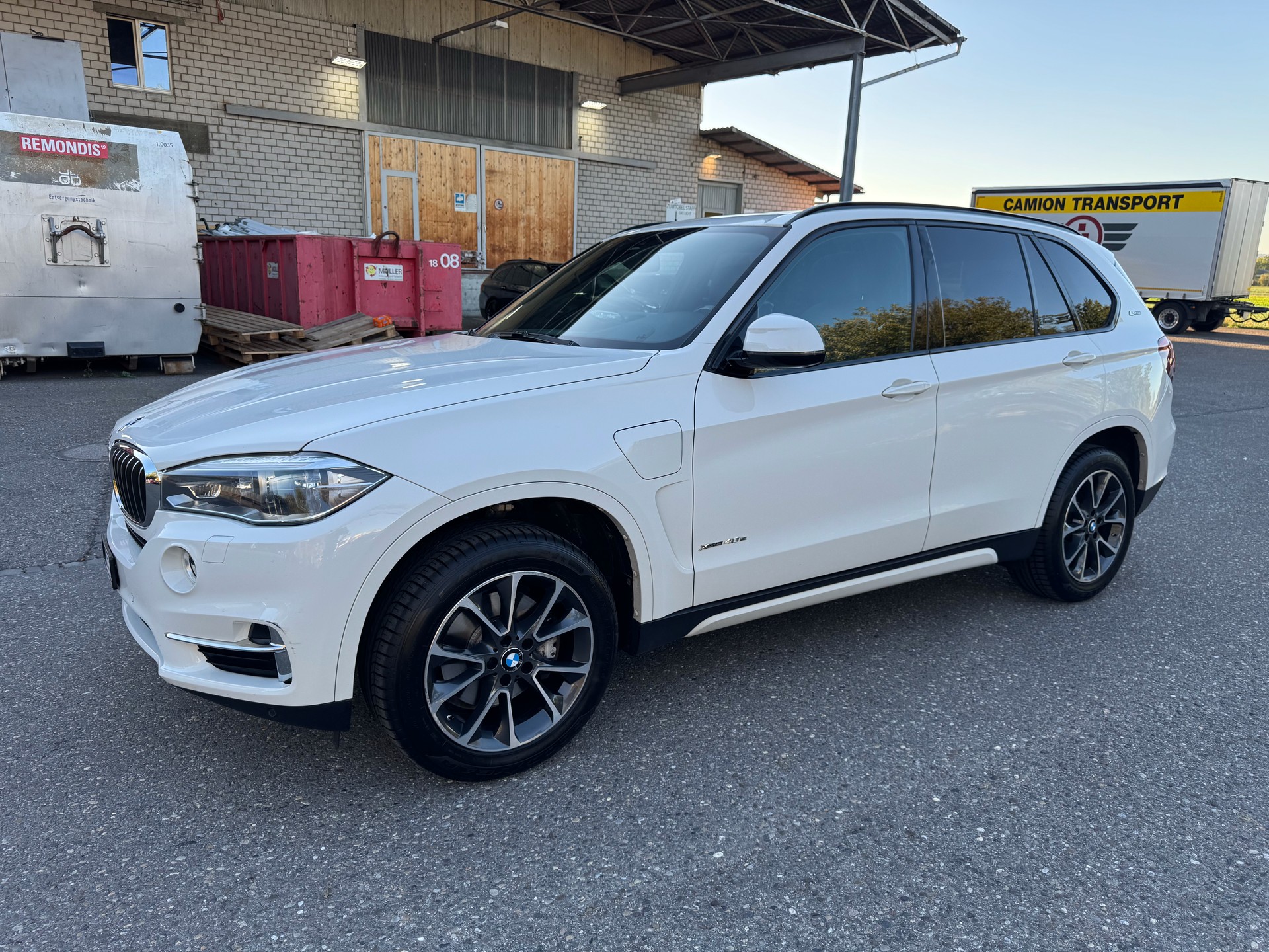 BMW X5 xDrive 40e iPerformance Steptronic-showroom-element-2