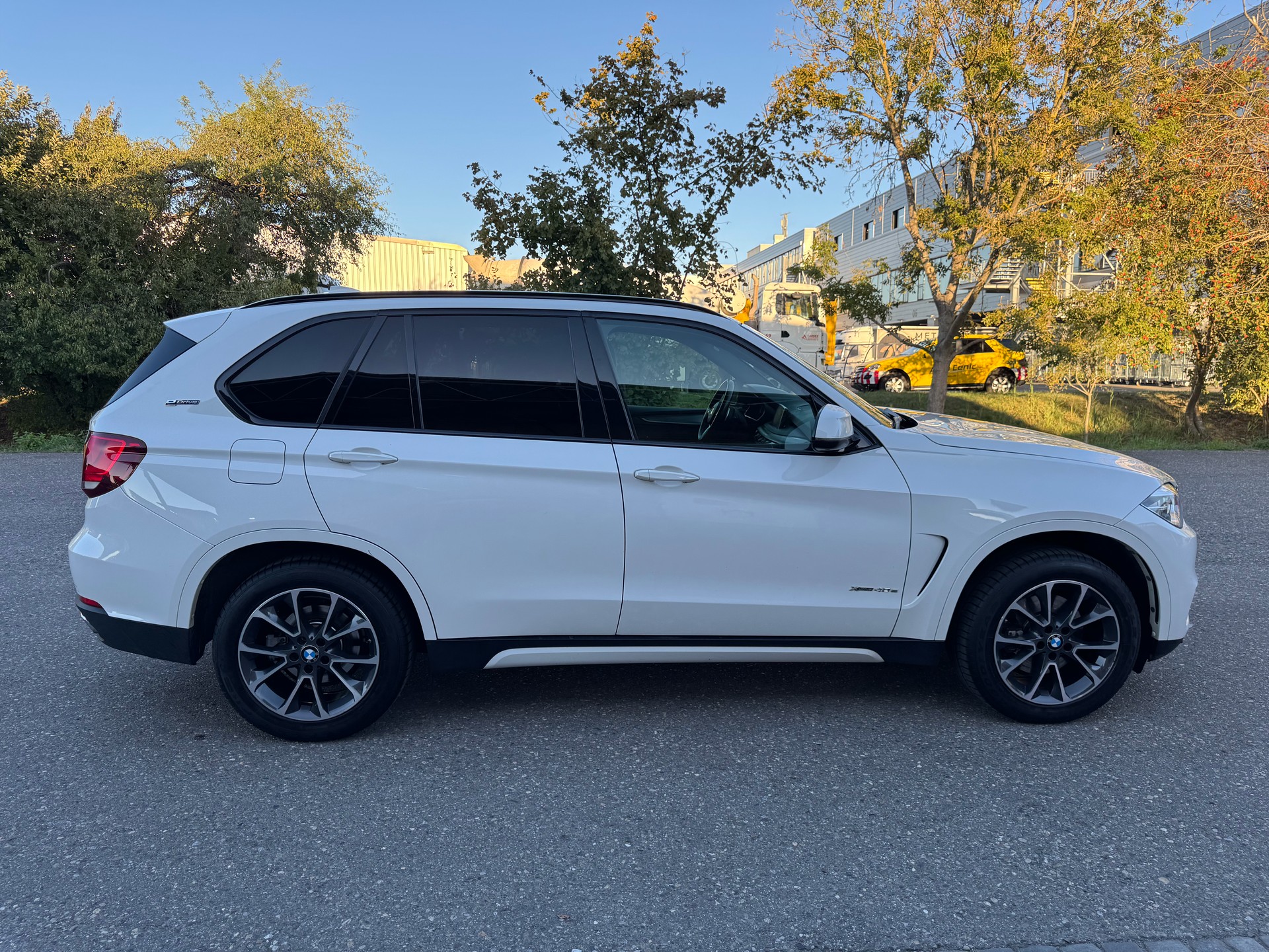 BMW X5 xDrive 40e iPerformance Steptronic-image-9