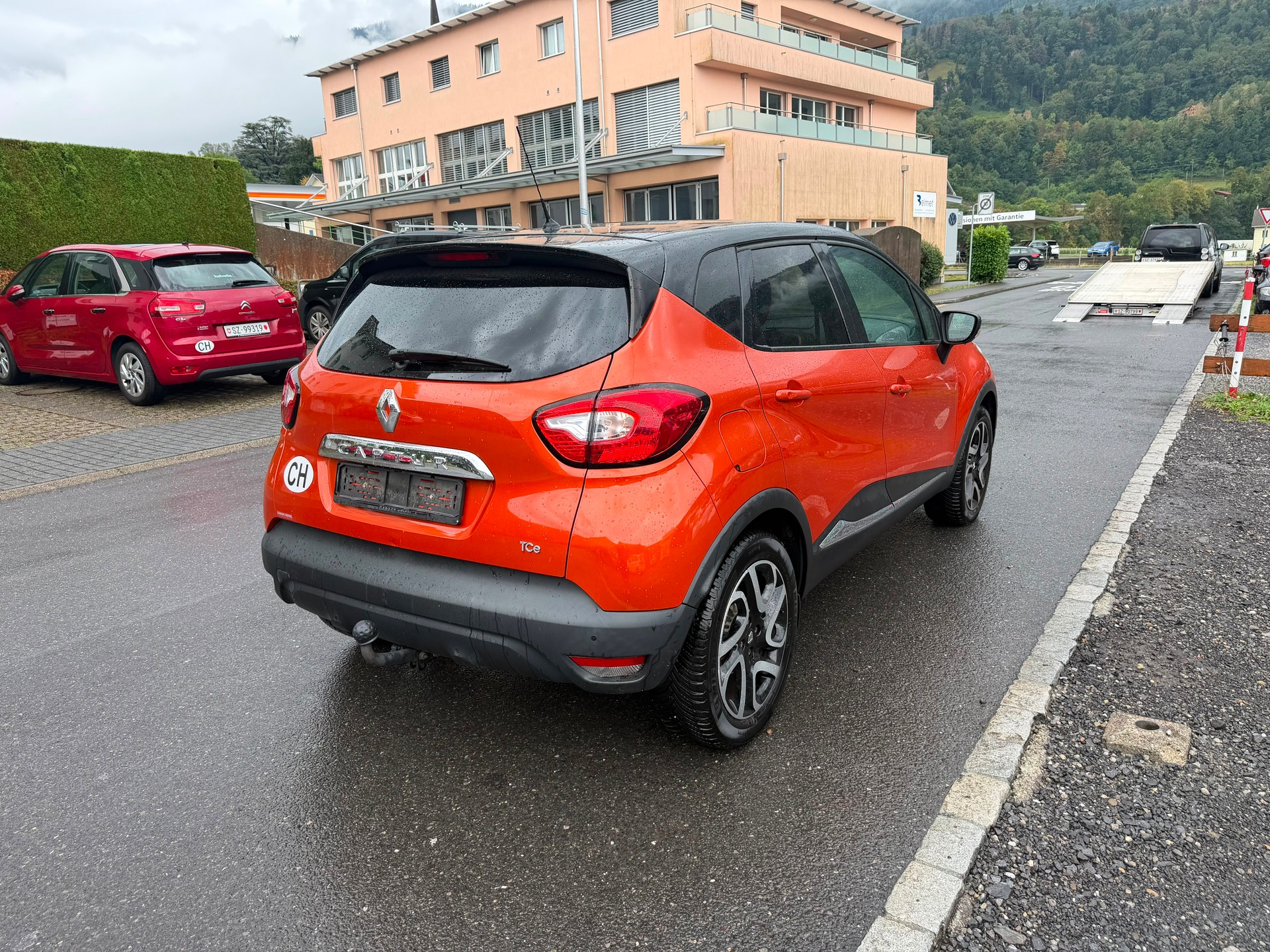 RENAULT Captur 1.2 T 16V Dynamique EDC-showroom-element-3