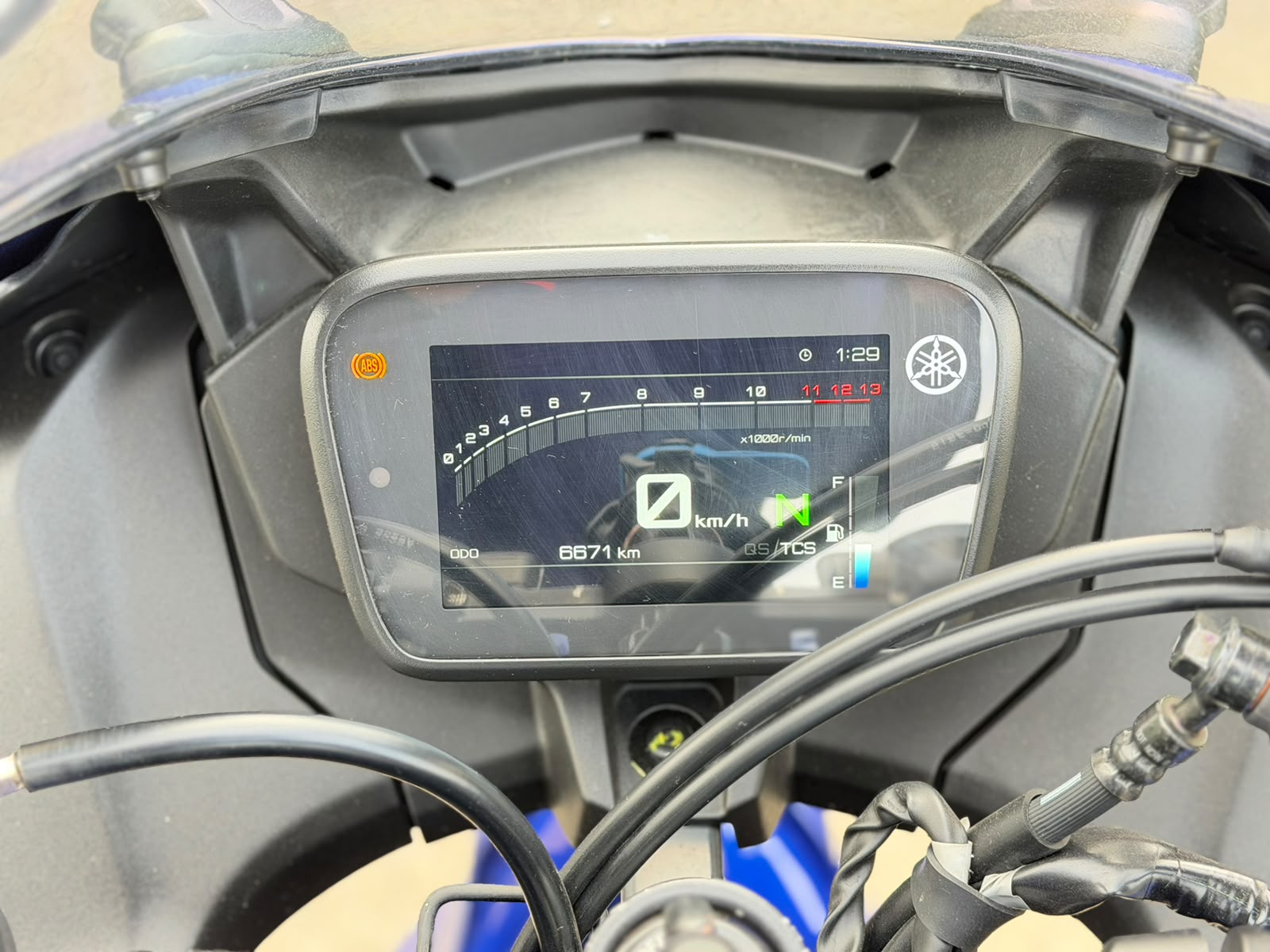 YAMAHA YZF-R 125 ABS-image-3