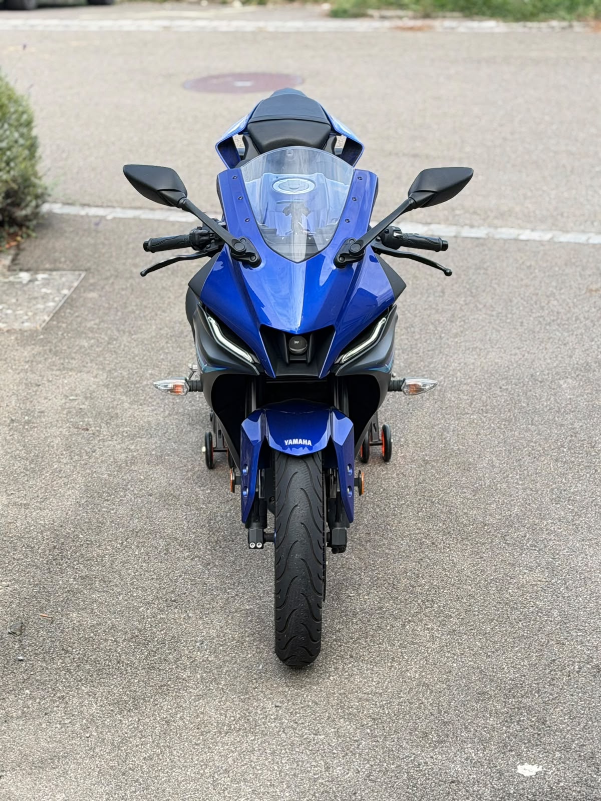 YAMAHA YZF-R 125 ABS-image-2