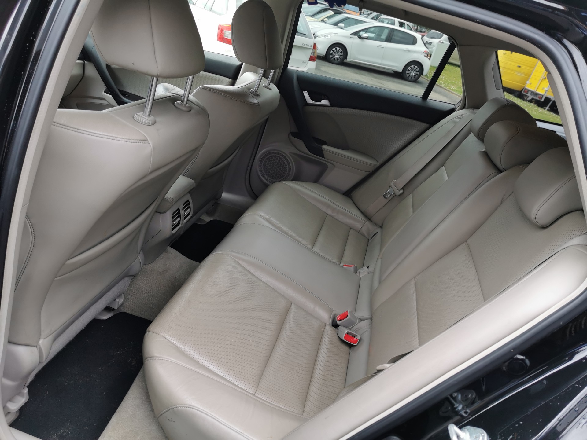 HONDA Accord Tourer 2.2 i-CTDi Executive Automatic-image-4