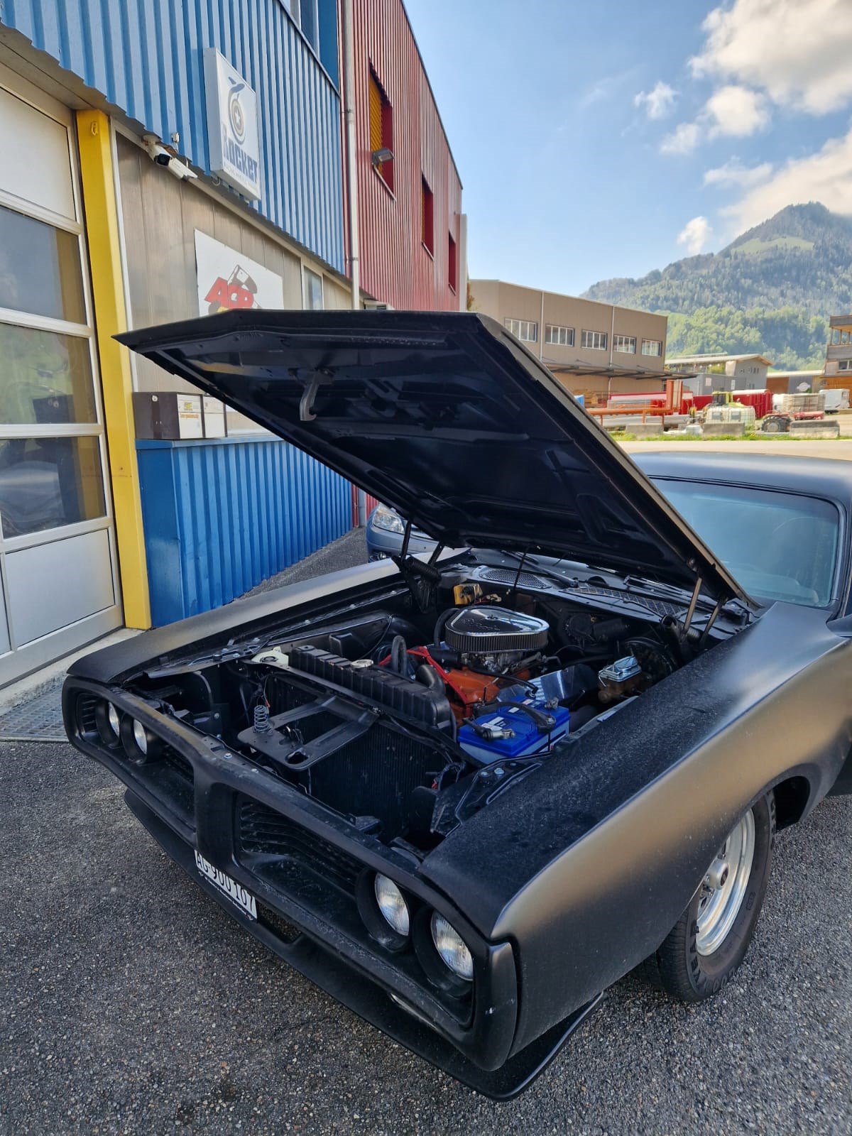 DODGE Charger SE-image-2