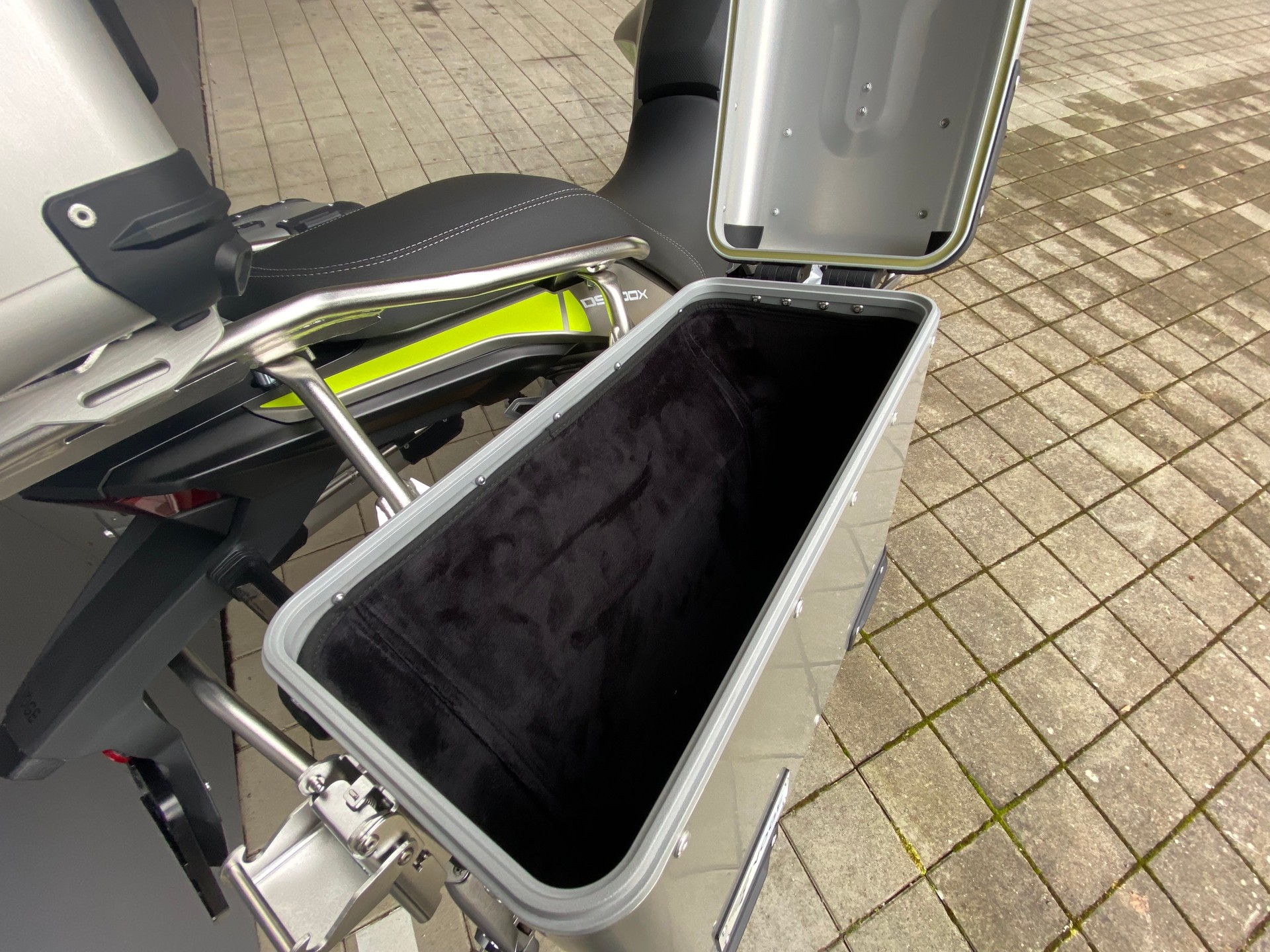 VOGE DS 900 X BLACK KNIGHT inkl. Koffersatz-image-7