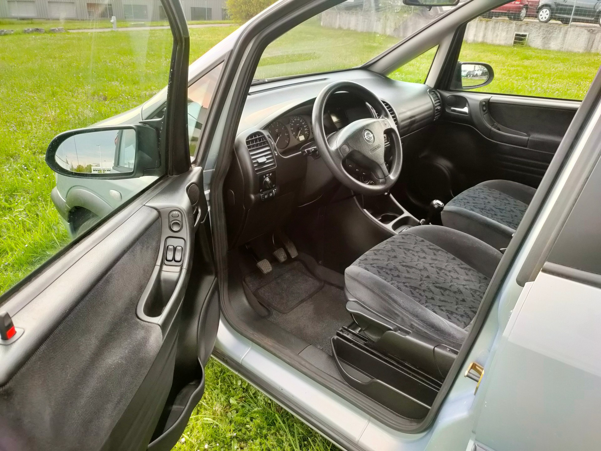 OPEL Zafira 1.8i 16V Comfort-image-6