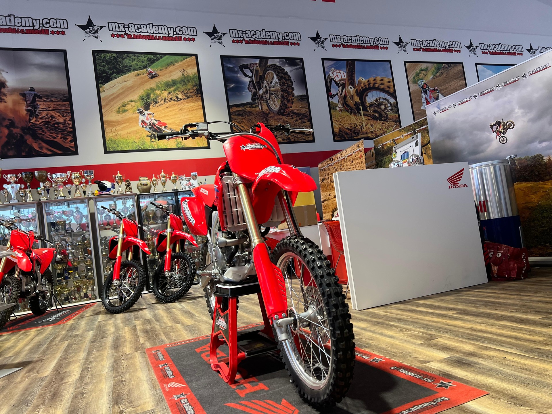 HONDA ** CRF150R ** Neufahrzeug-image-2
