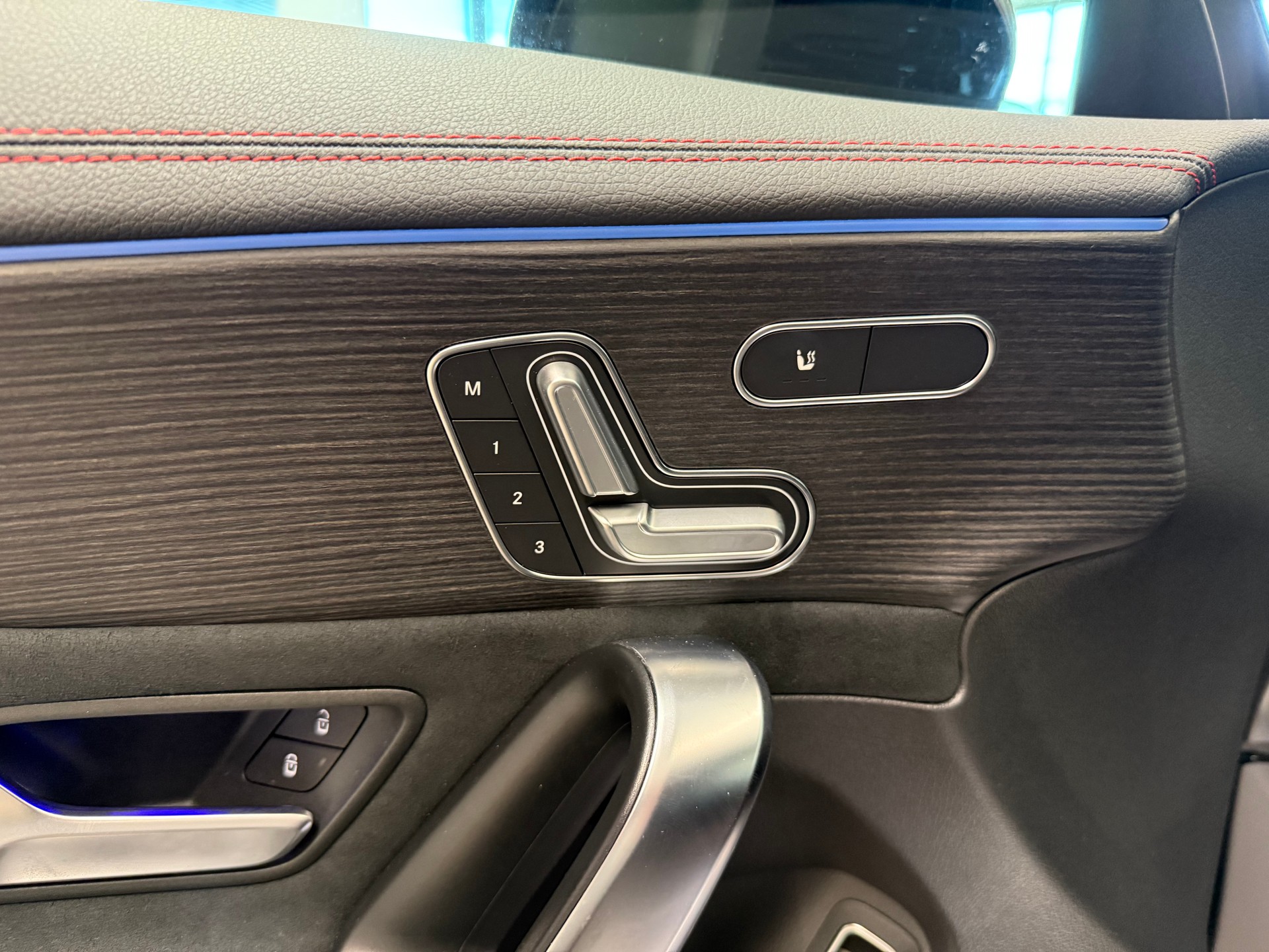 MERCEDES-BENZ CLA 45 S AMG 4Matic+ 8G-DCT-image-11