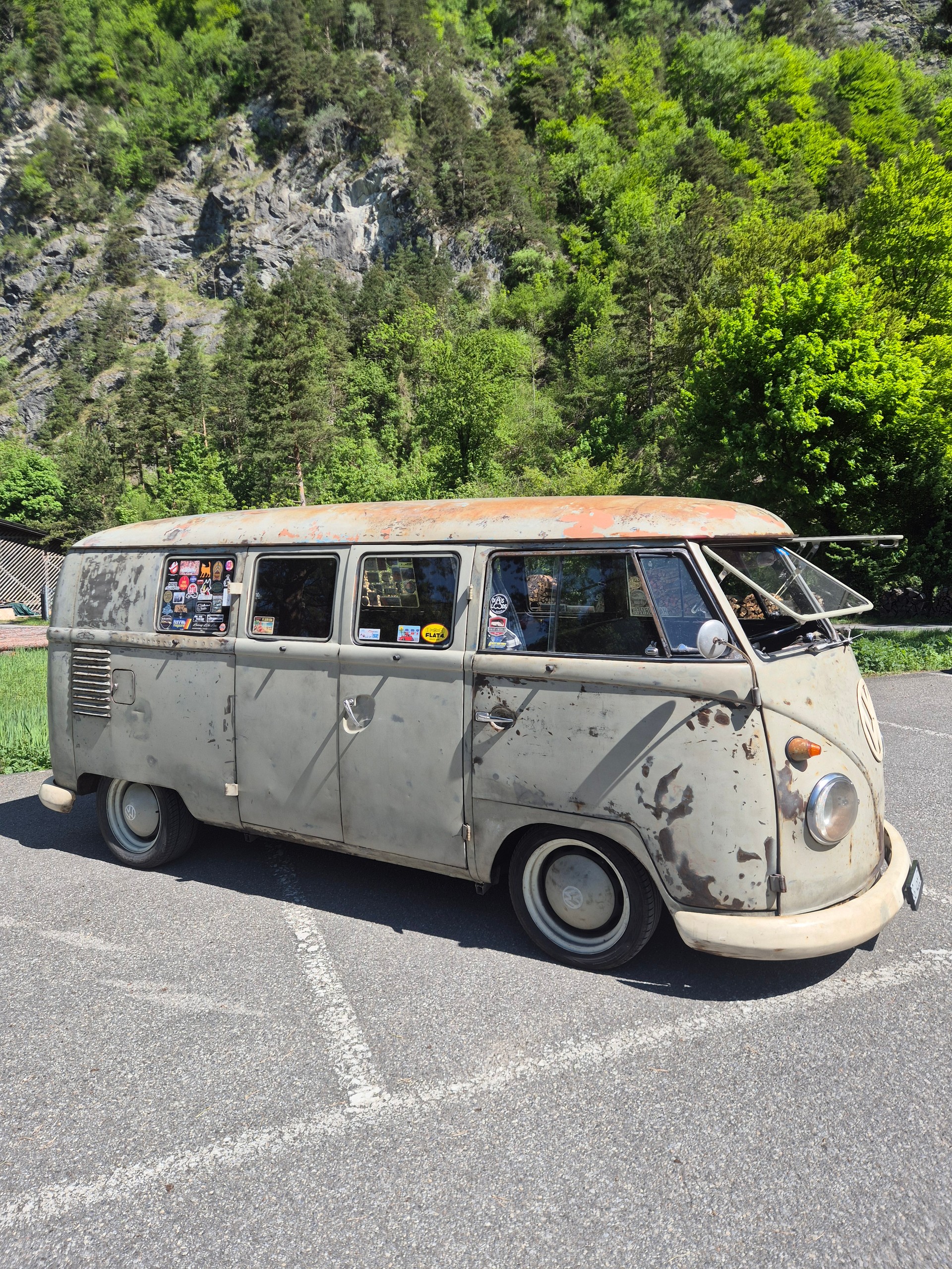 VW T1-image-12