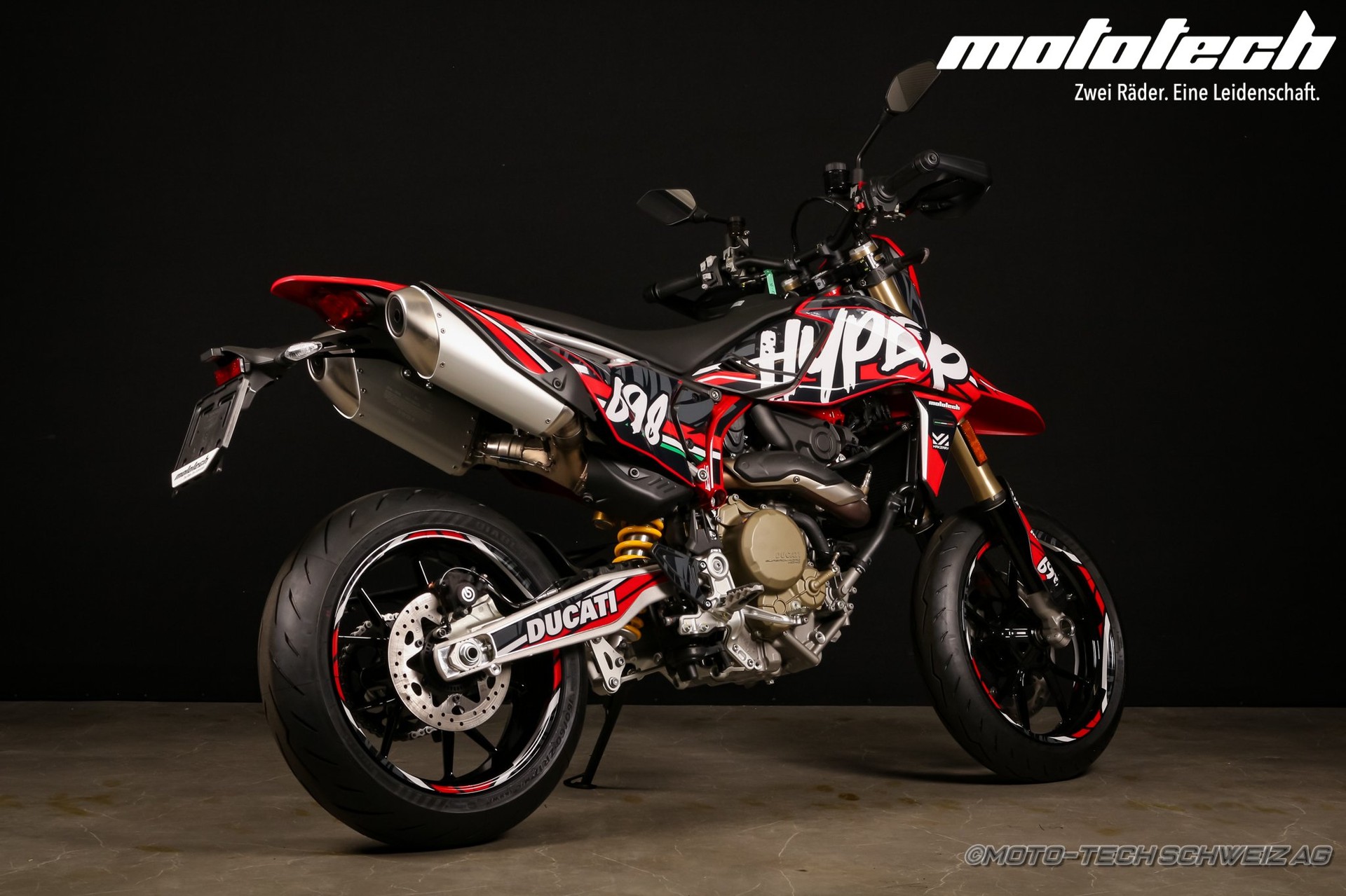 DUCATI Hypermotard 698 Mono (35kW) SPEZIALDEKOR / 4 JAHRE GARANTIE-showroom-element-2