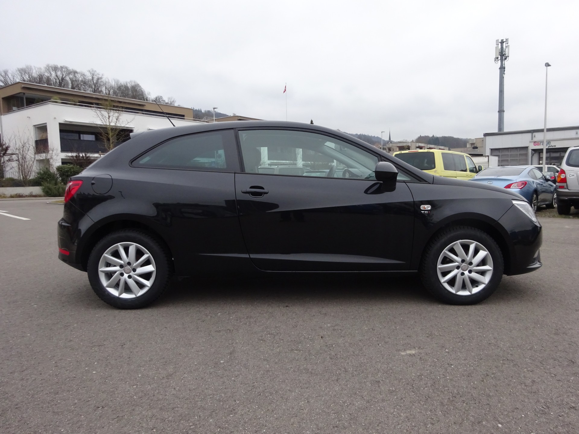 SEAT Ibiza SC 1.2 TSI Style Stopp-Start-image-2