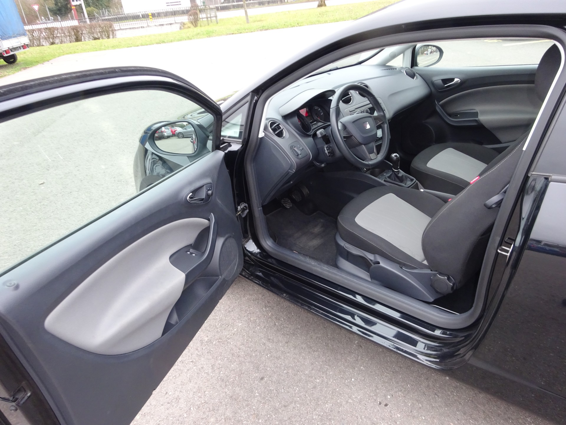 SEAT Ibiza SC 1.2 TSI Style Stopp-Start-image-6