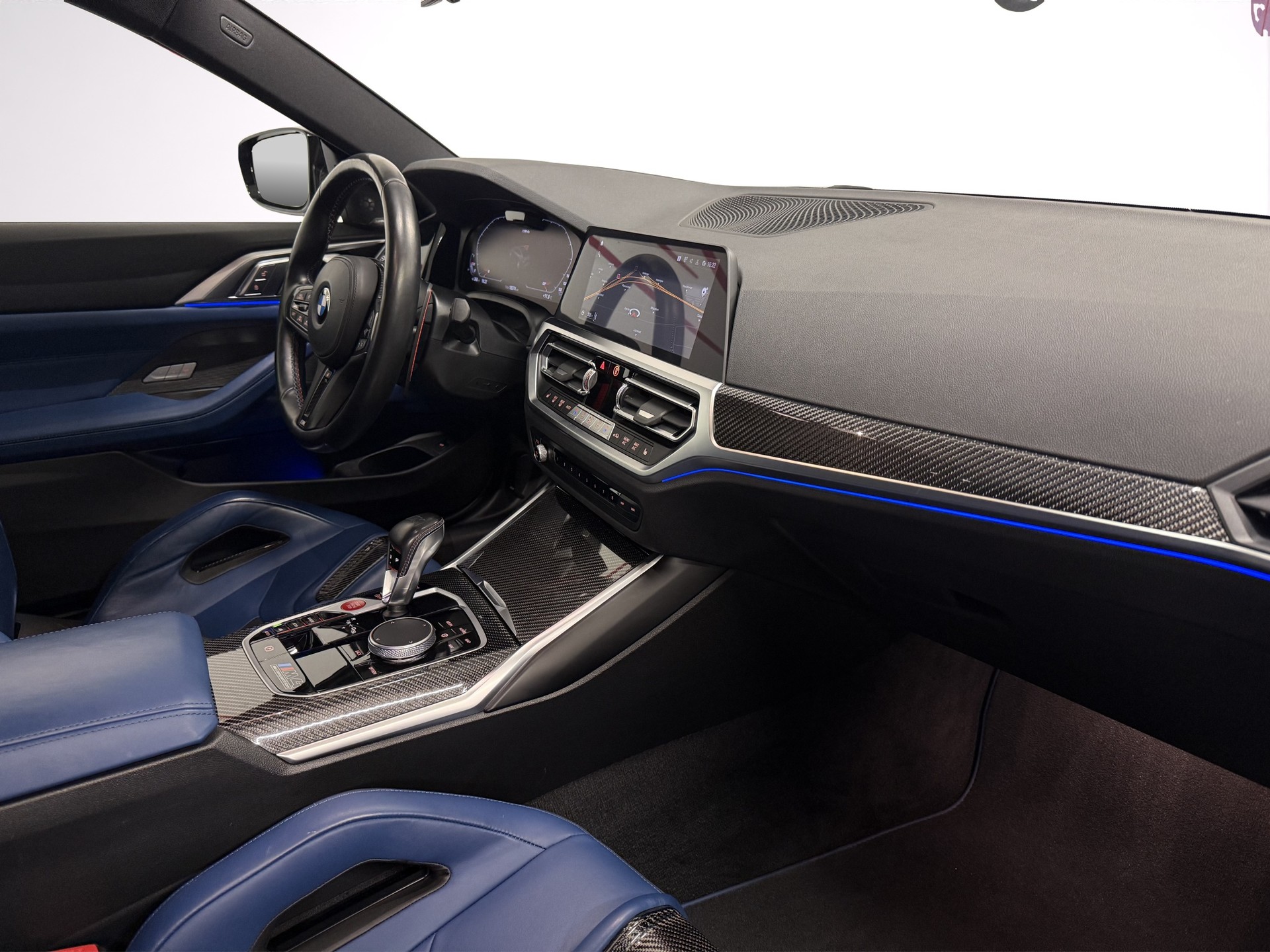 BMW M4 Coupé Competition M xDrive-image-13