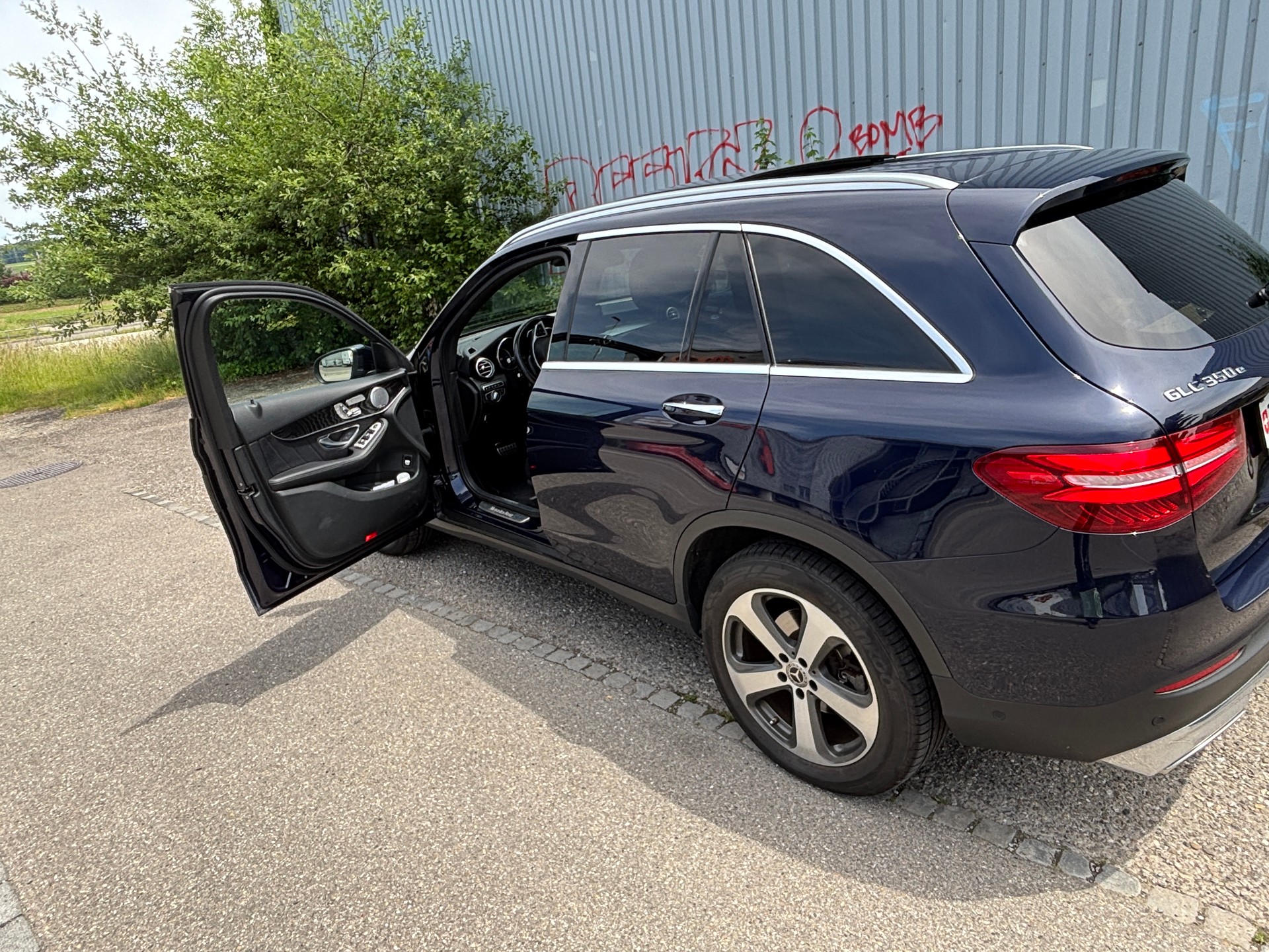 MERCEDES-BENZ GLC 350 e 4Matic 7G-Tronic-image-3