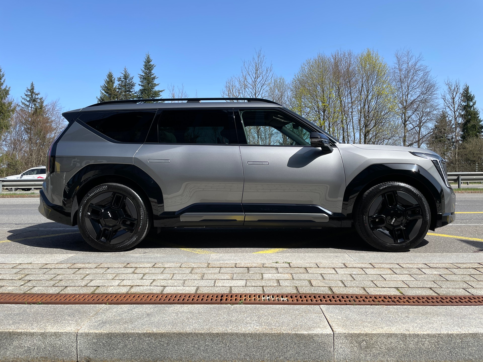KIA EV9 99,8 kWh GT-Line, 7-Sitzer mit Panoramadach-showroom-element-3