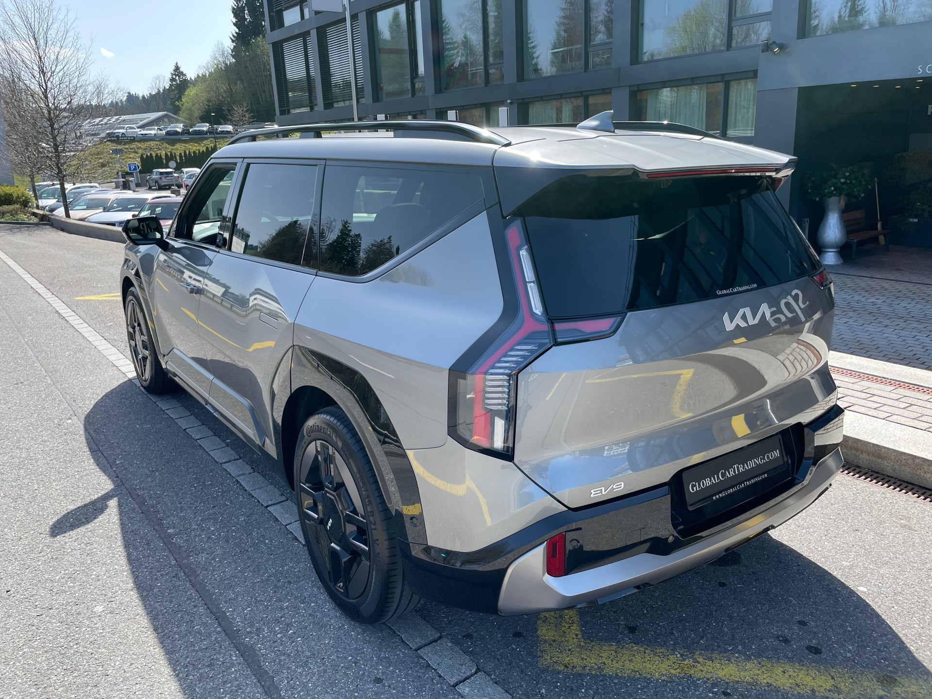 KIA EV9 99,8 kWh GT-Line, 7-Sitzer mit Panoramadach-image-9