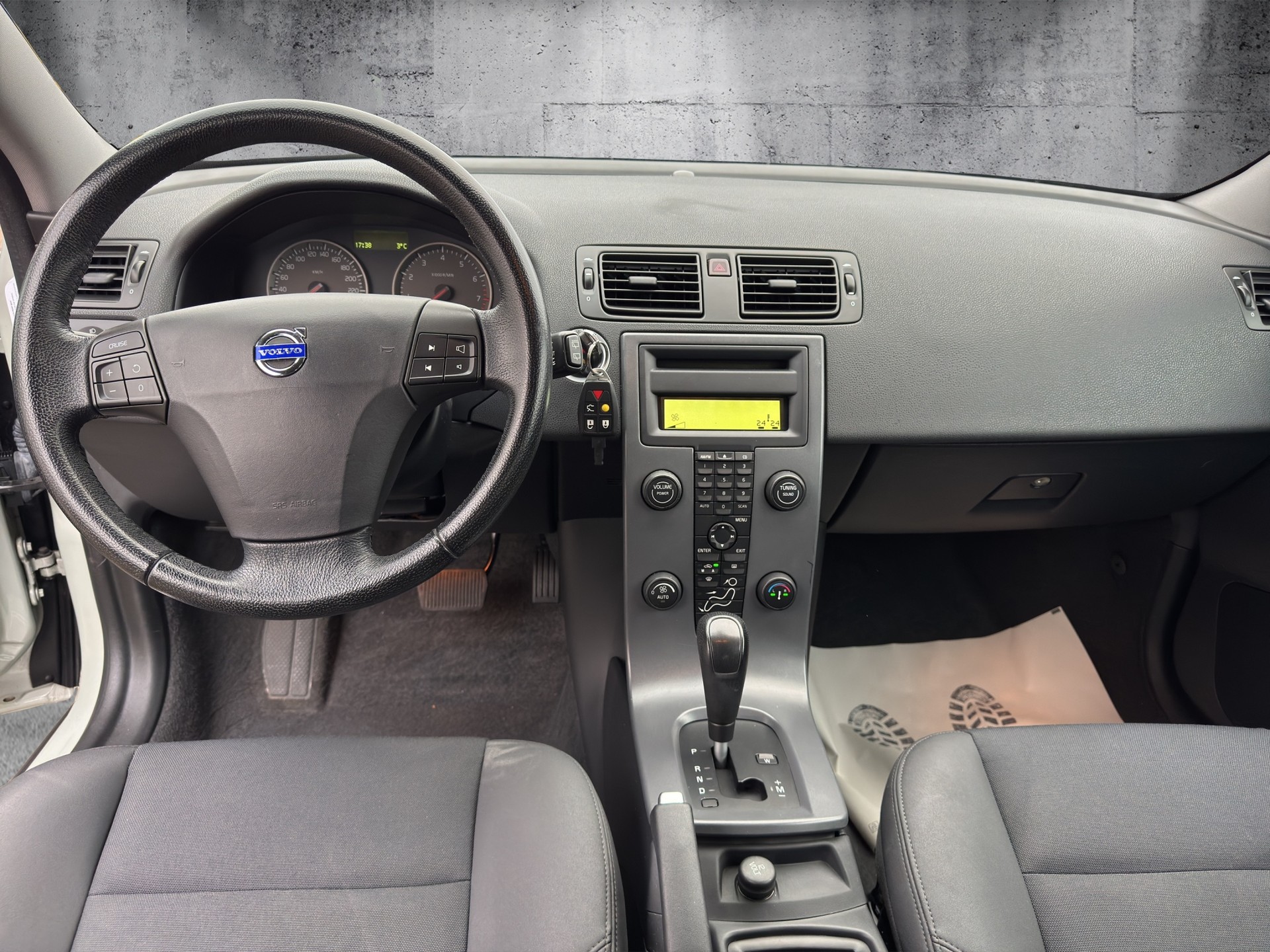 VOLVO C30 2.4I Summum-image-11