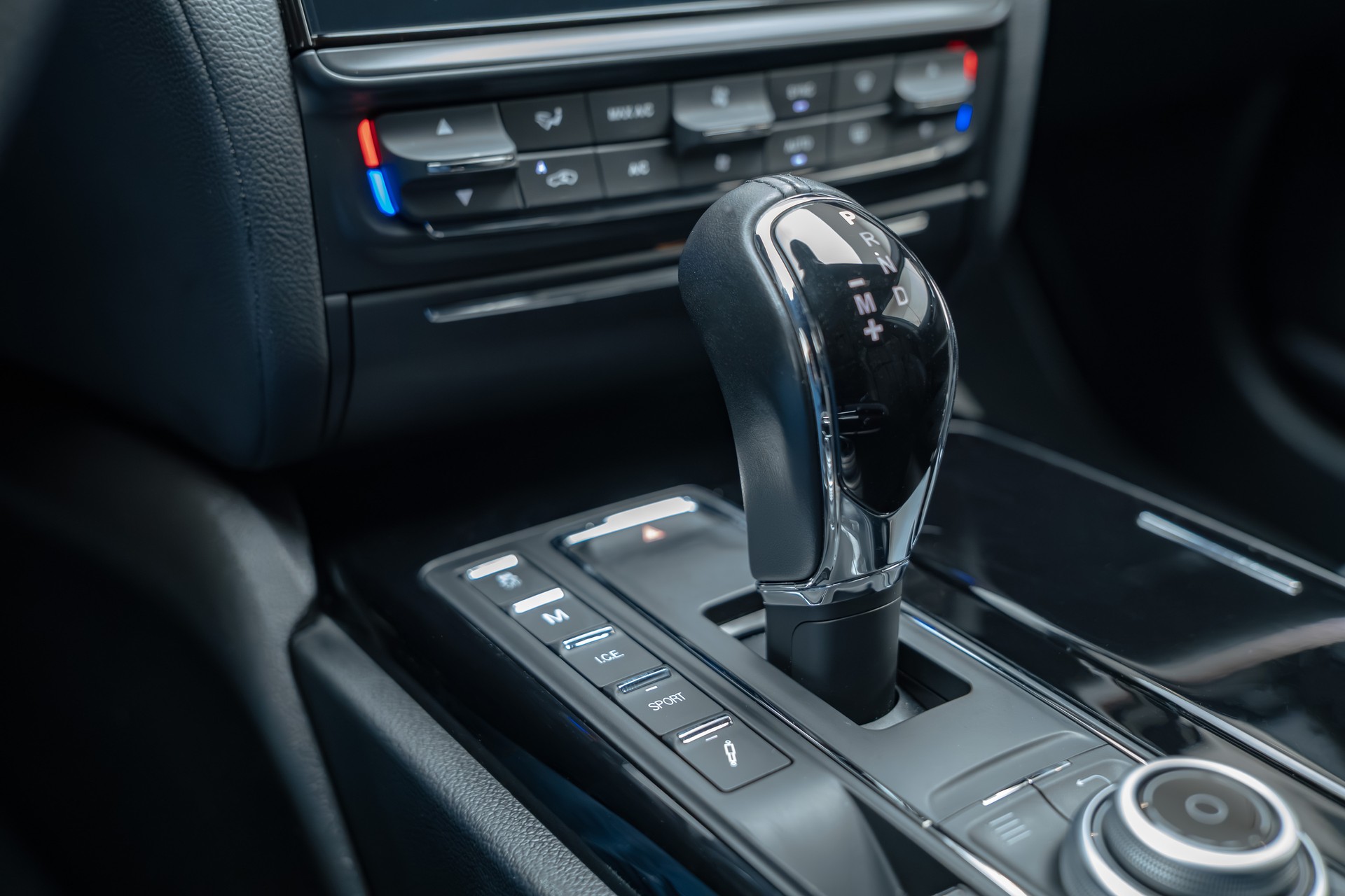 MASERATI Quattroporte 3.0 V6 S Q4 GranSport Automatica-image-10