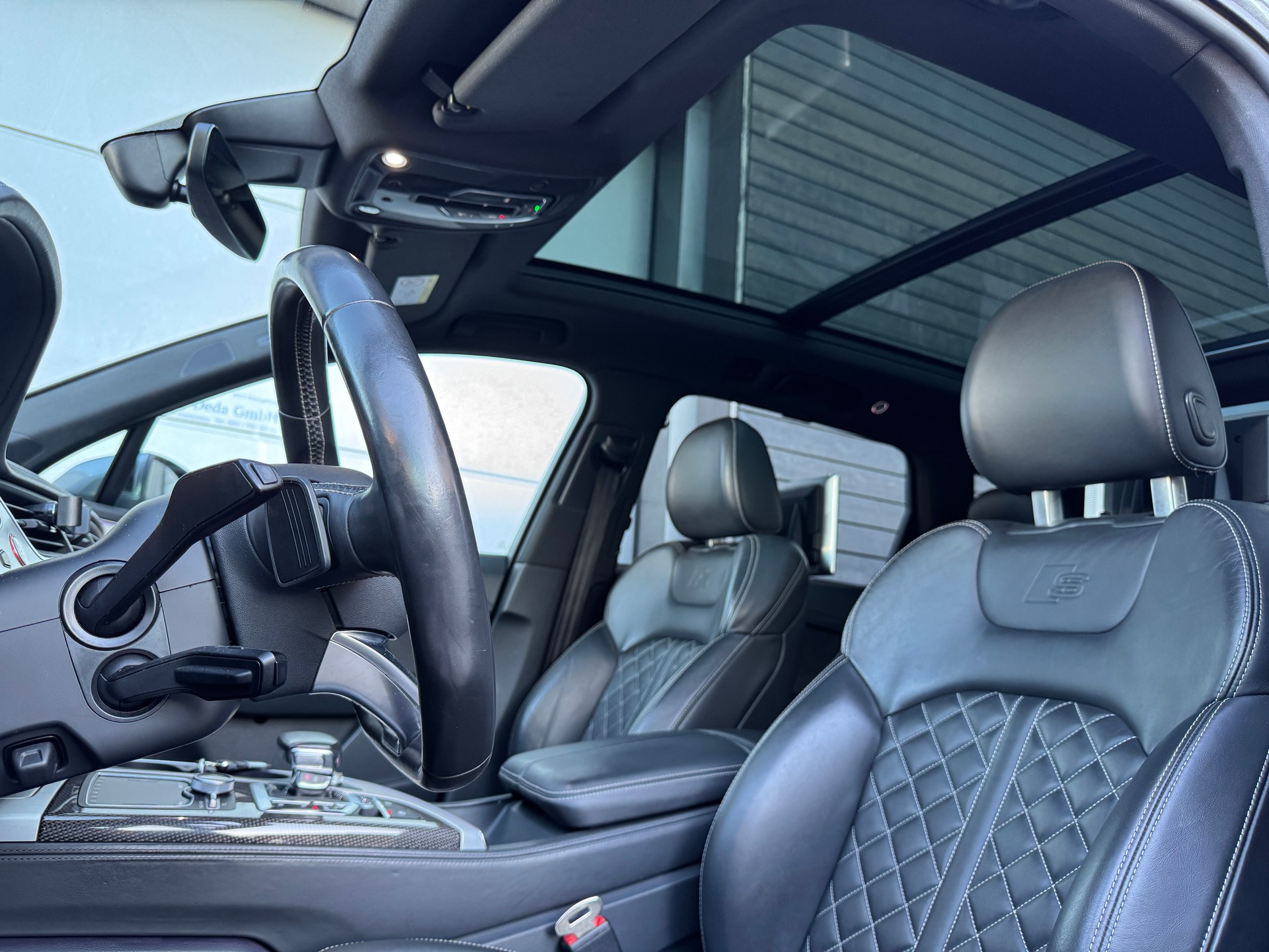 AUDI SQ7 4.0 TDI quattro tiptronic-image-10