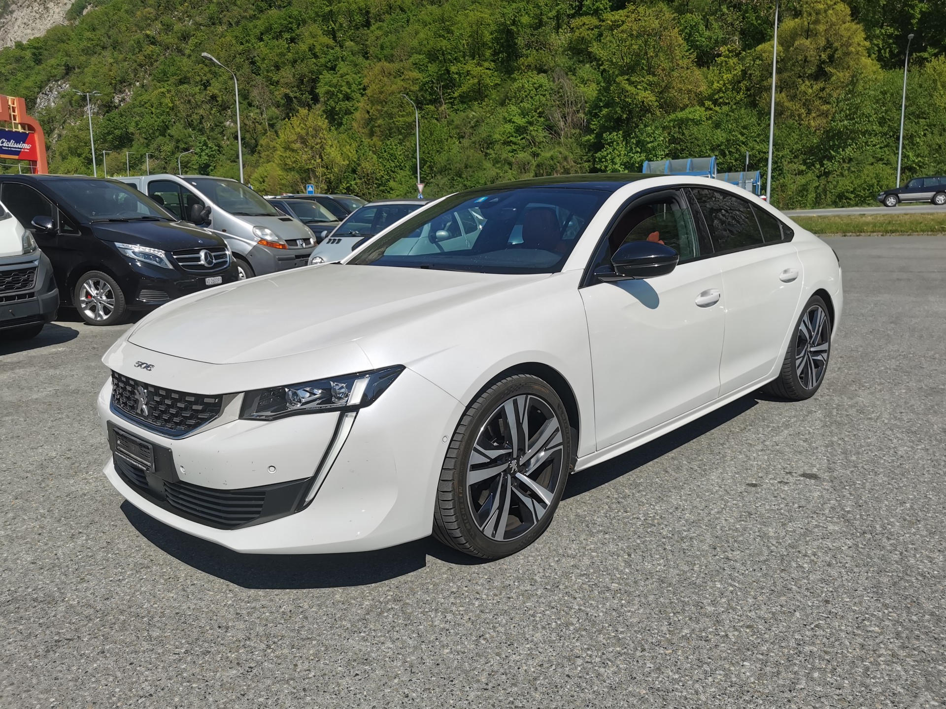 PEUGEOT 508 1.6 PureTech GT EAT8-image-1