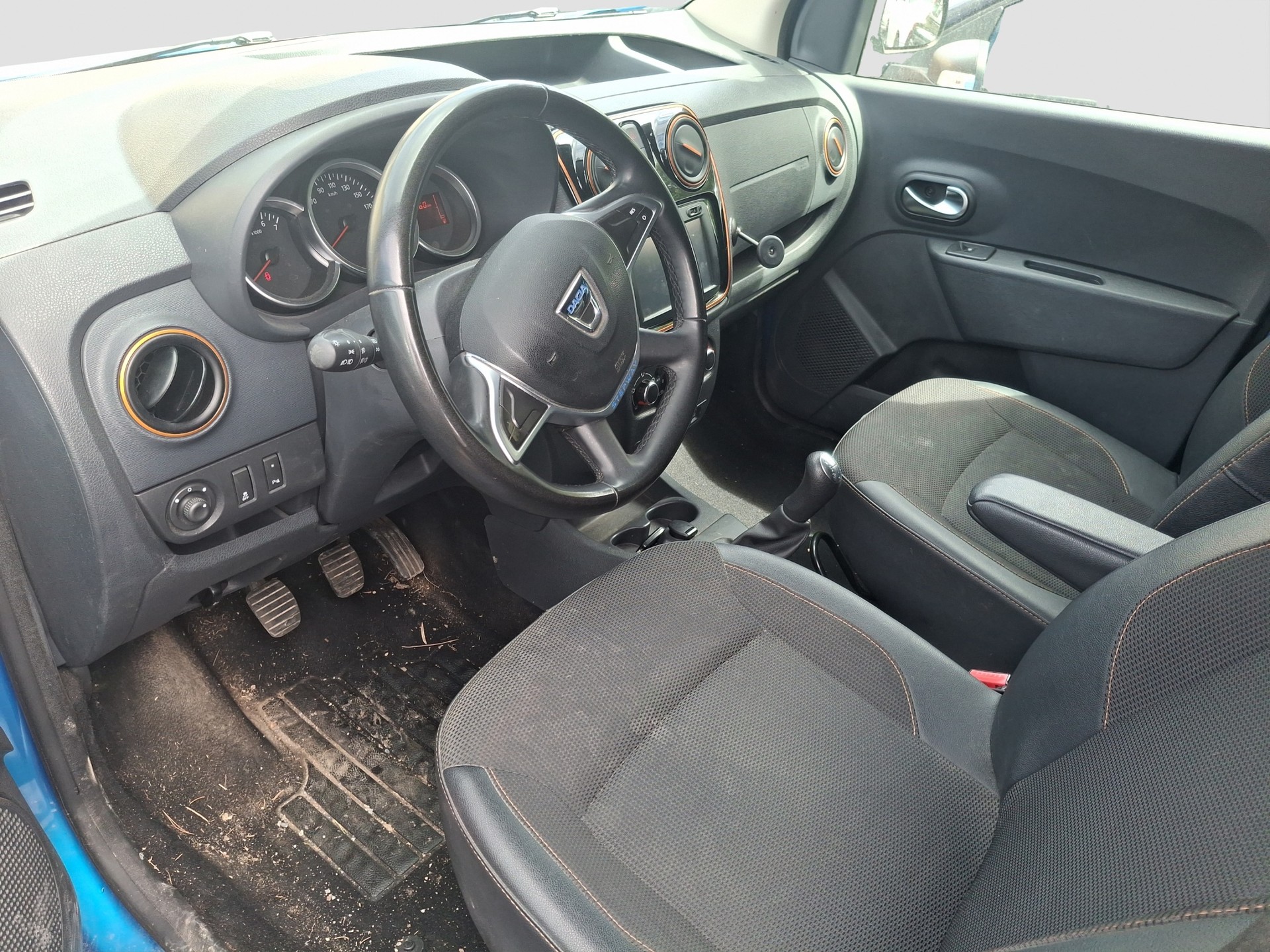 DACIA Dokker 1.2 T Stepway-image-7